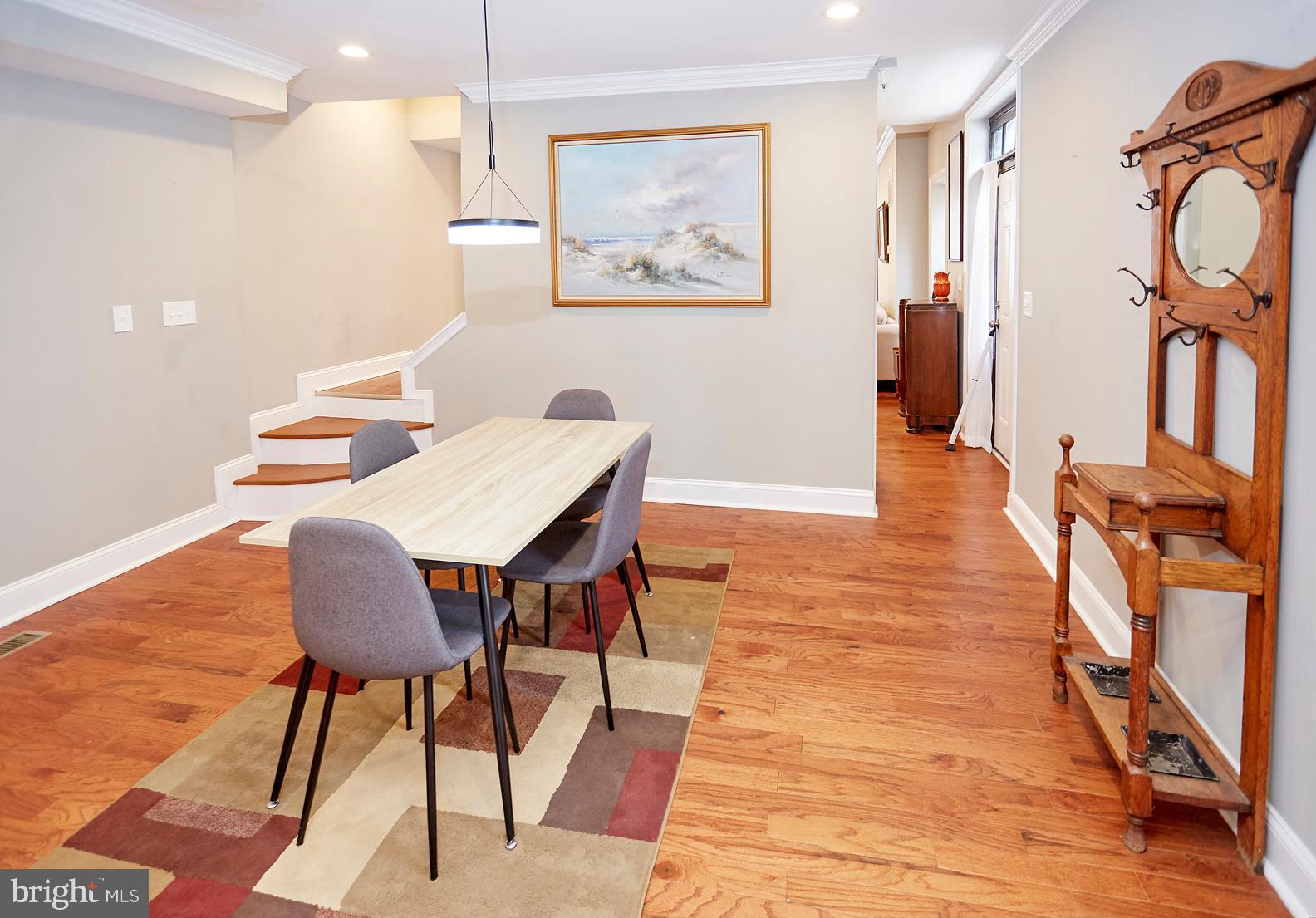 UNION SQUARE - Residential Lease