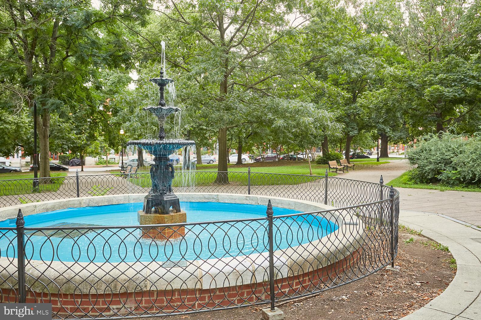 UNION SQUARE - Residential Lease