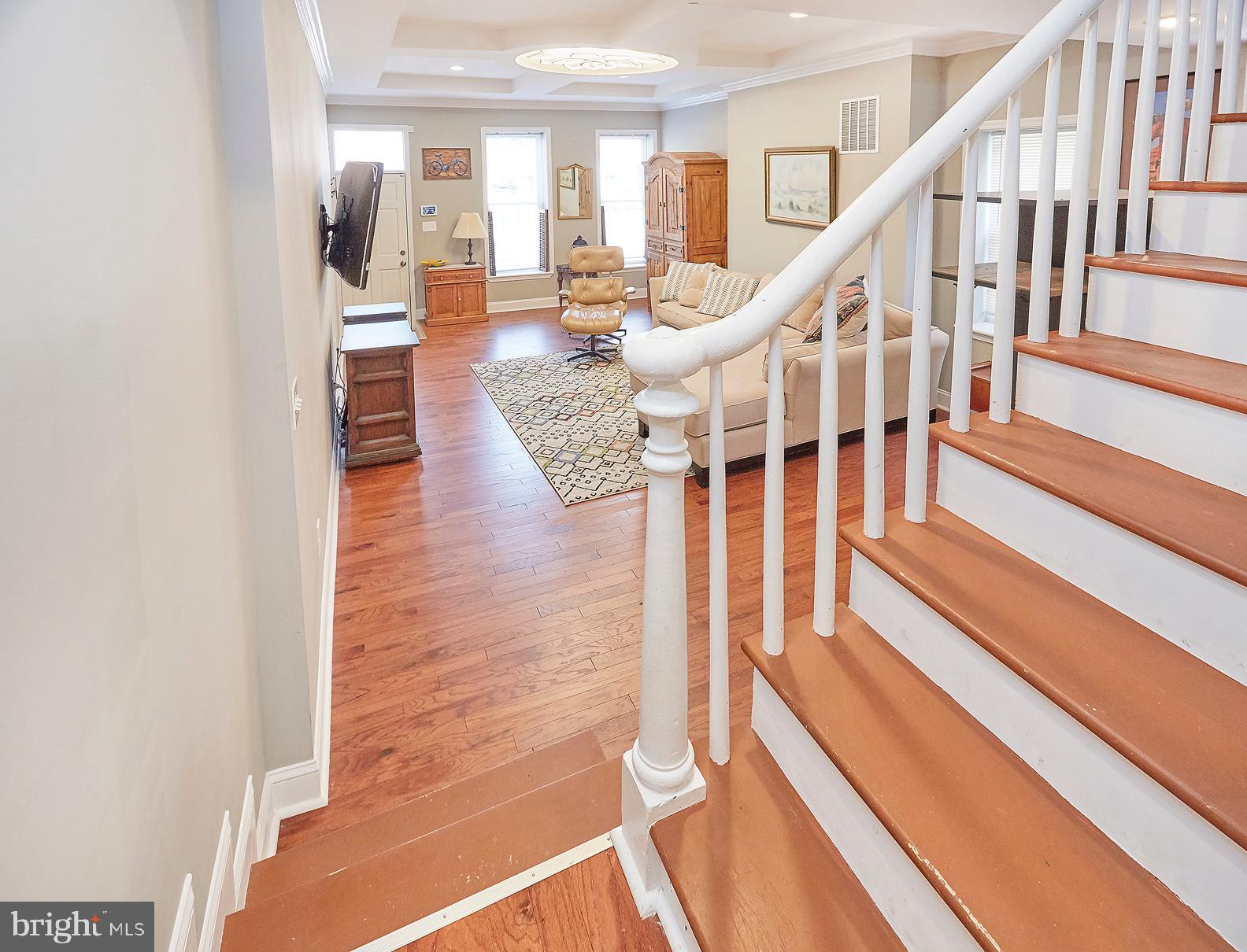 UNION SQUARE - Residential Lease