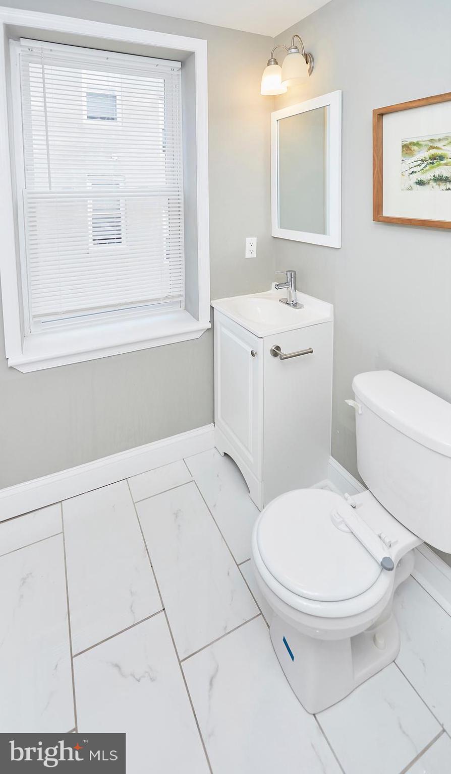 UNION SQUARE - Residential Lease