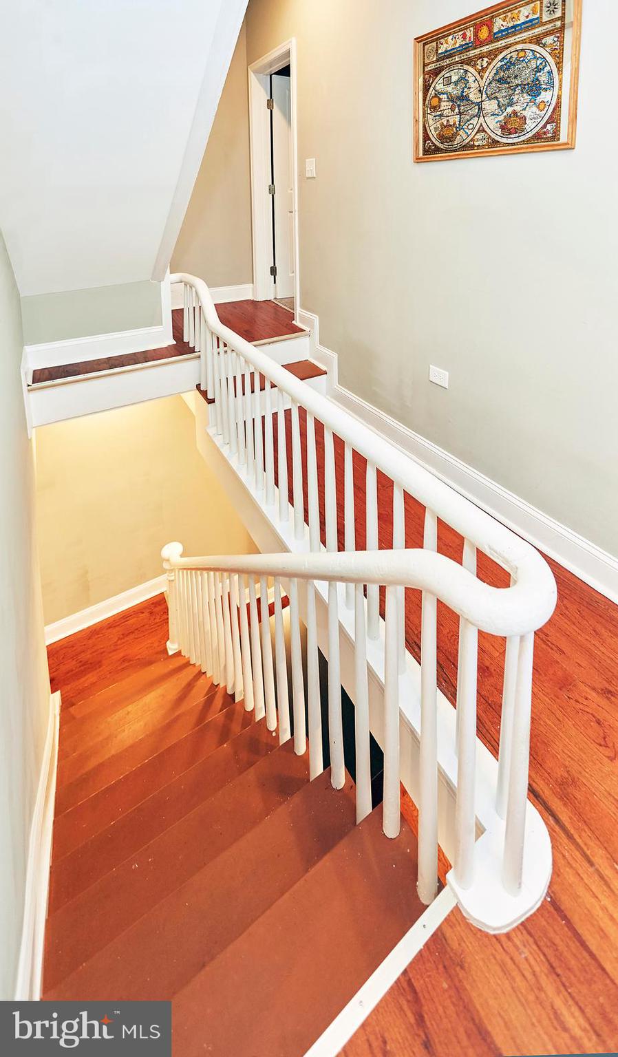 UNION SQUARE - Residential Lease