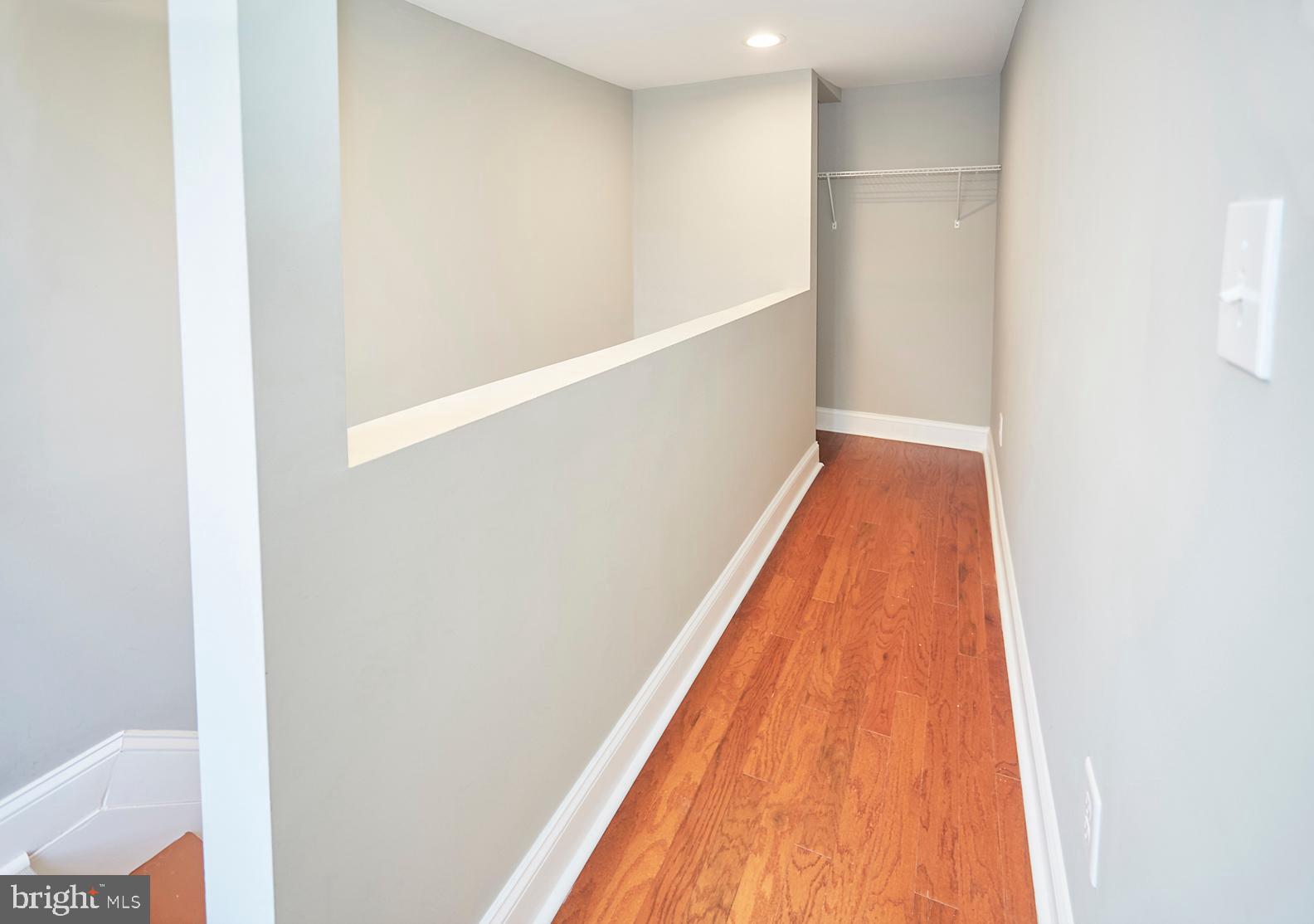 UNION SQUARE - Residential Lease