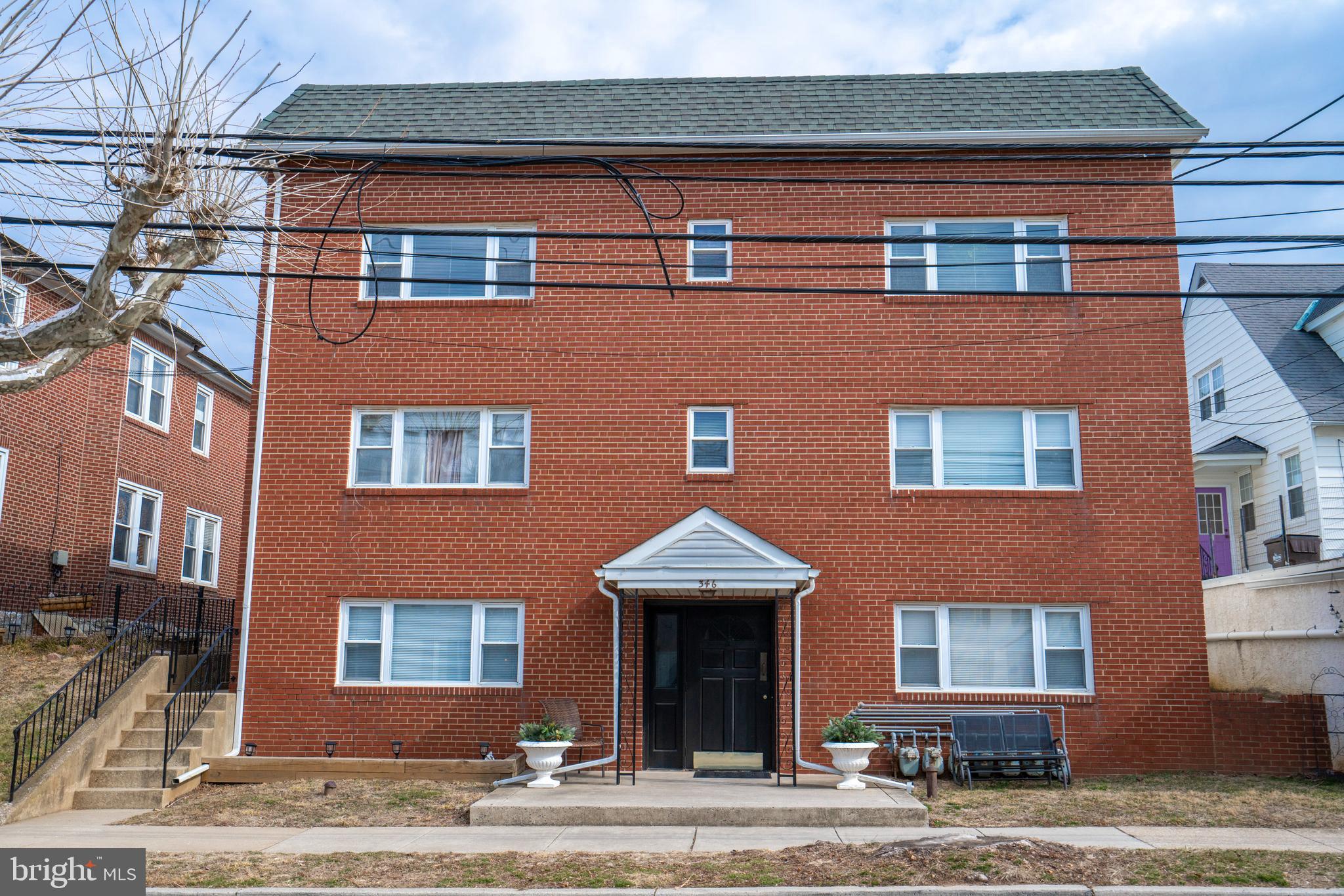 Welcome to 346 W 6th Ave #2B ! Step into this inviting 2-bedroom, 1-bath apartment offering approximately 1000 square feet of comfortable living space in the heart of Conshohocken. The bright and spacious living room welcomes you with abundant natural light and generous closet storage. The eat-in kitchen is equipped with essential appliances and features a pantry—perfect for keeping things organized while exploring your culinary side. Both bedrooms are comfortably sized with large closets, offering ample room for rest and relaxation. The full bathroom includes a tub/shower combo and a linen closet for added convenience. An in-wall AC unit is already in place to keep you cool during the warmer months. Shared laundry facilities are located on the first floor, and each unit enjoys a dedicated mailbox at the building’s front entrance.
Enjoy the unbeatable location—just a short stroll to Conshohocken’s most popular bars, restaurants, shops, and Sutcliffe Park. With easy access to public transportation and major highways, commuting is a breeze. Don’t miss your chance to make 346 W 6th Ave #2B your new home. Schedule your showing today!