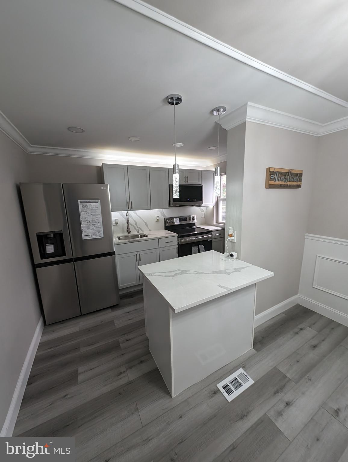 PARKSIDE - Residential