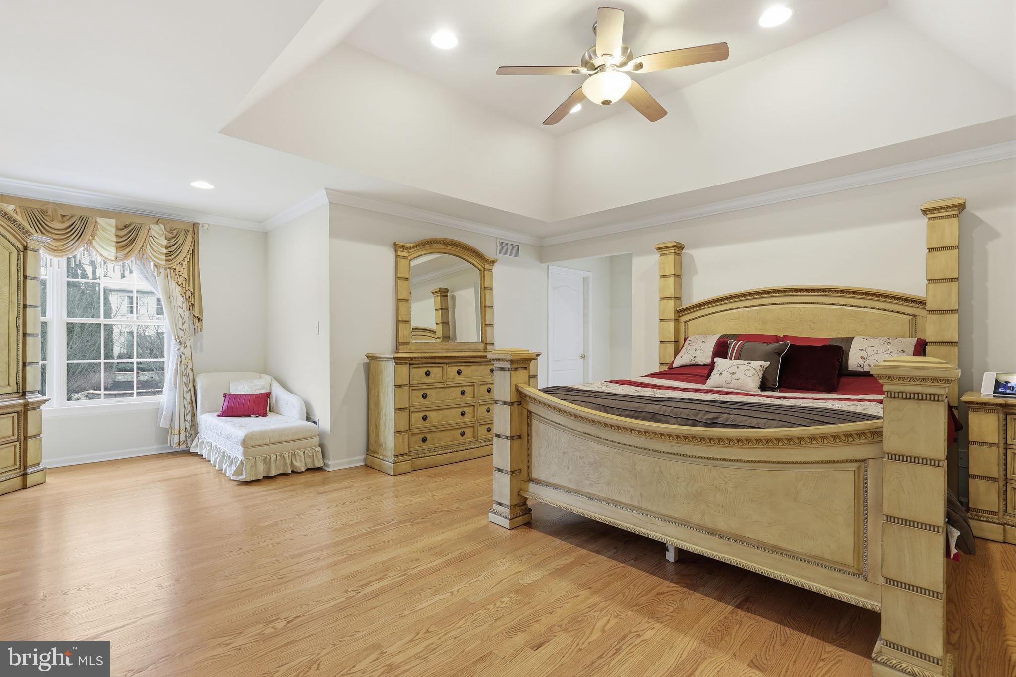 BUCKINGHAM ESTATES - Residential