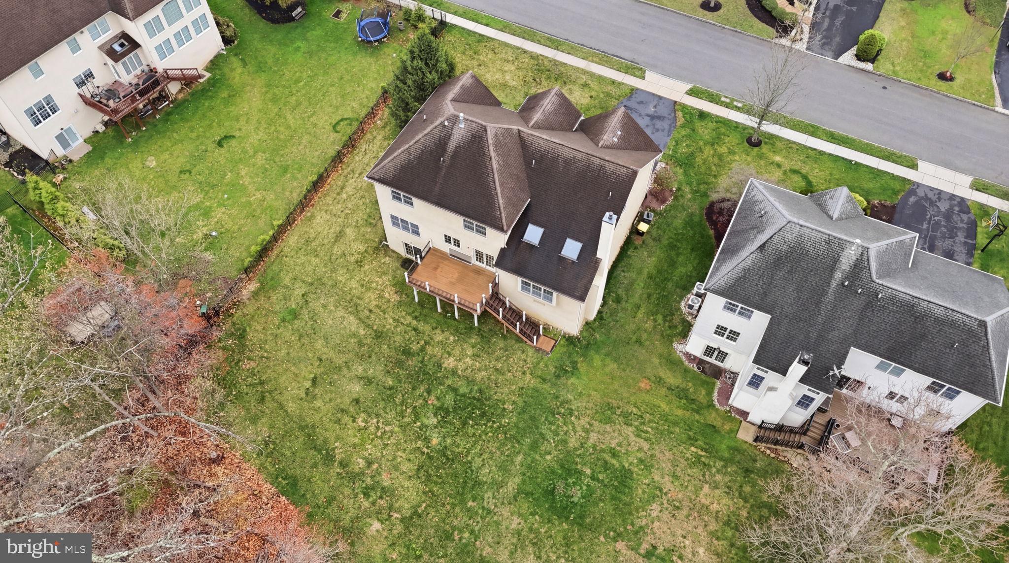 BUCKINGHAM ESTATES - Residential