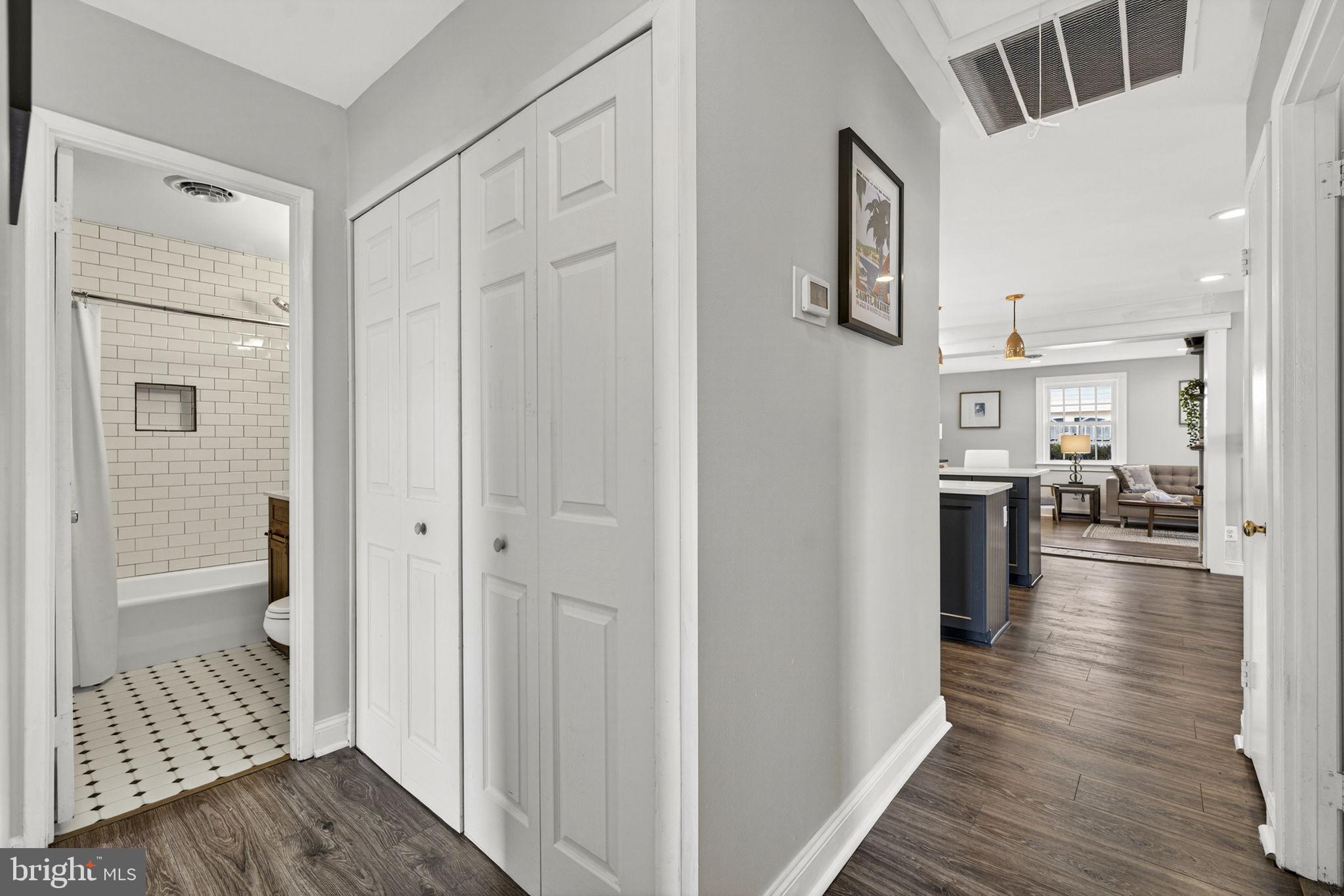 BRISTOW - Residential