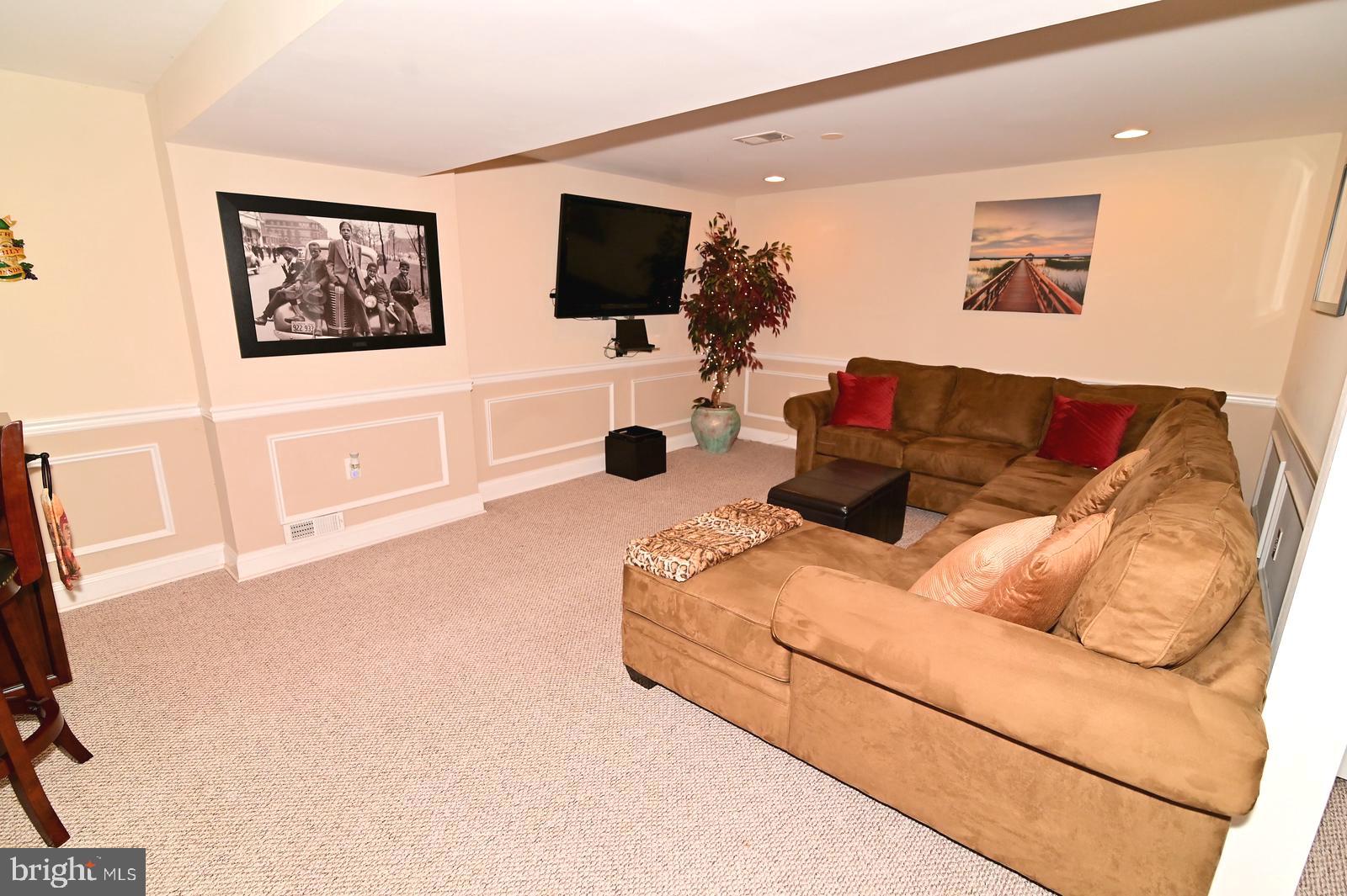 MARLTON - Residential