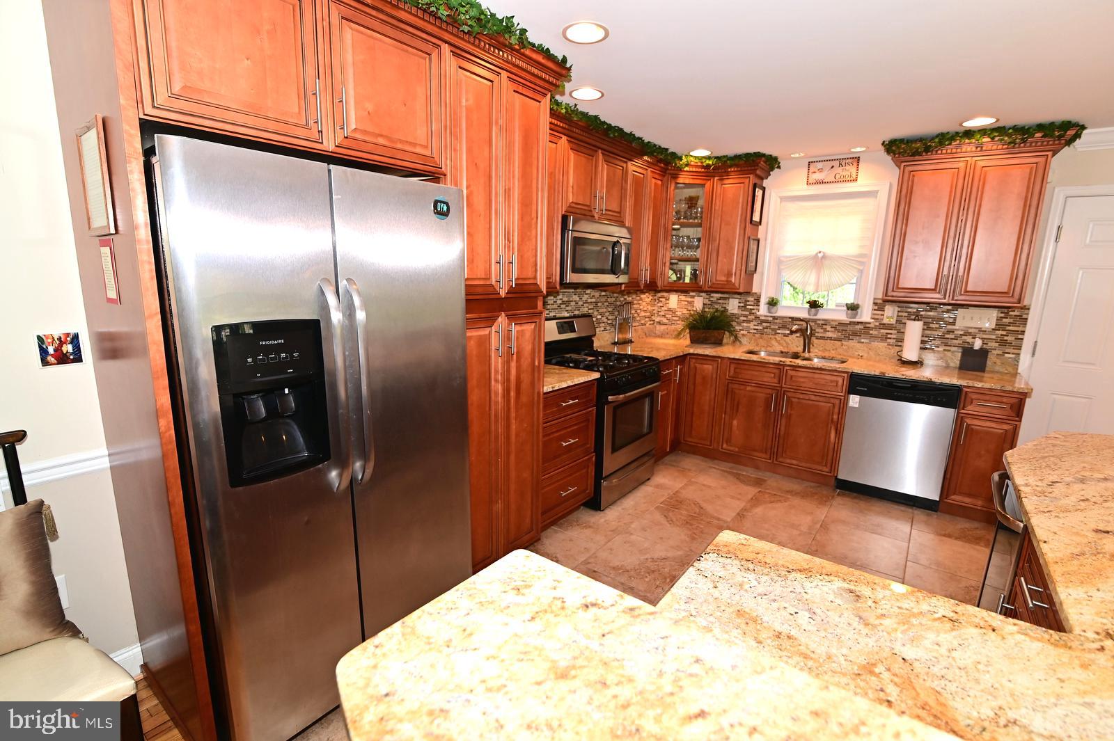 MARLTON - Residential