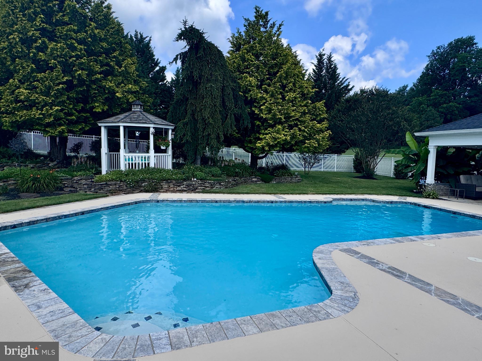 2720 HOBBS ROAD