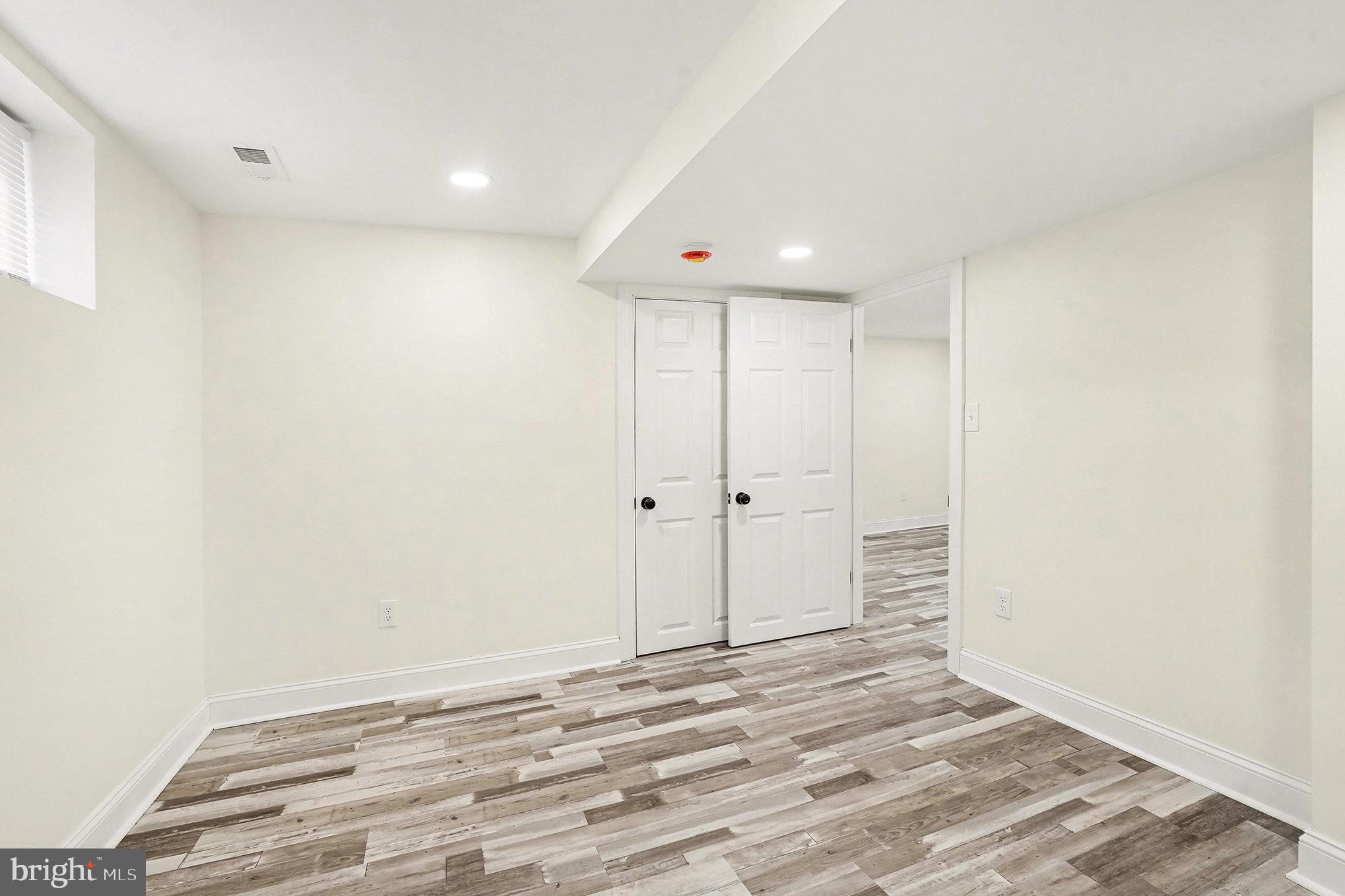 PARKVILLE HEIGHTS - Residential