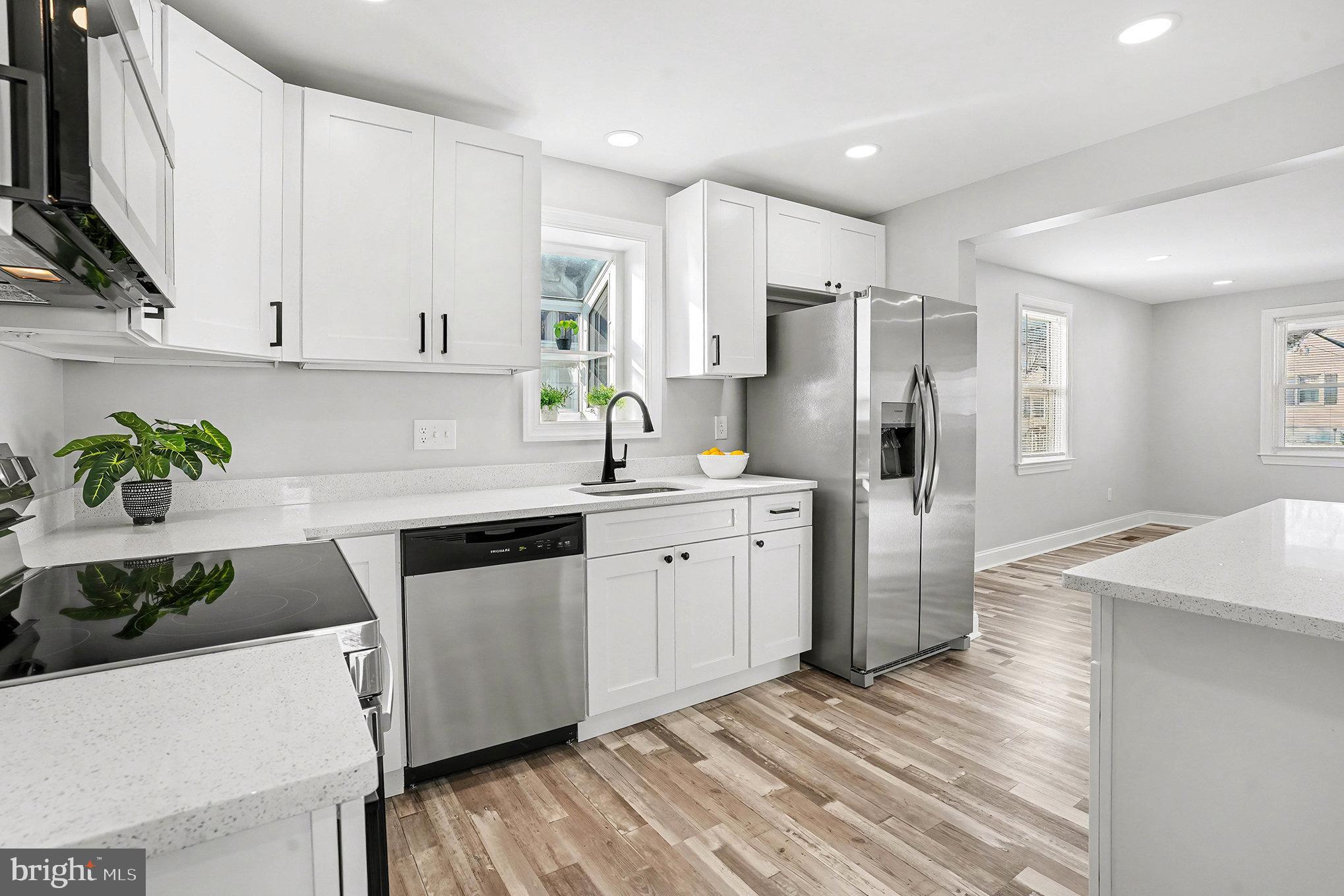 PARKVILLE HEIGHTS - Residential