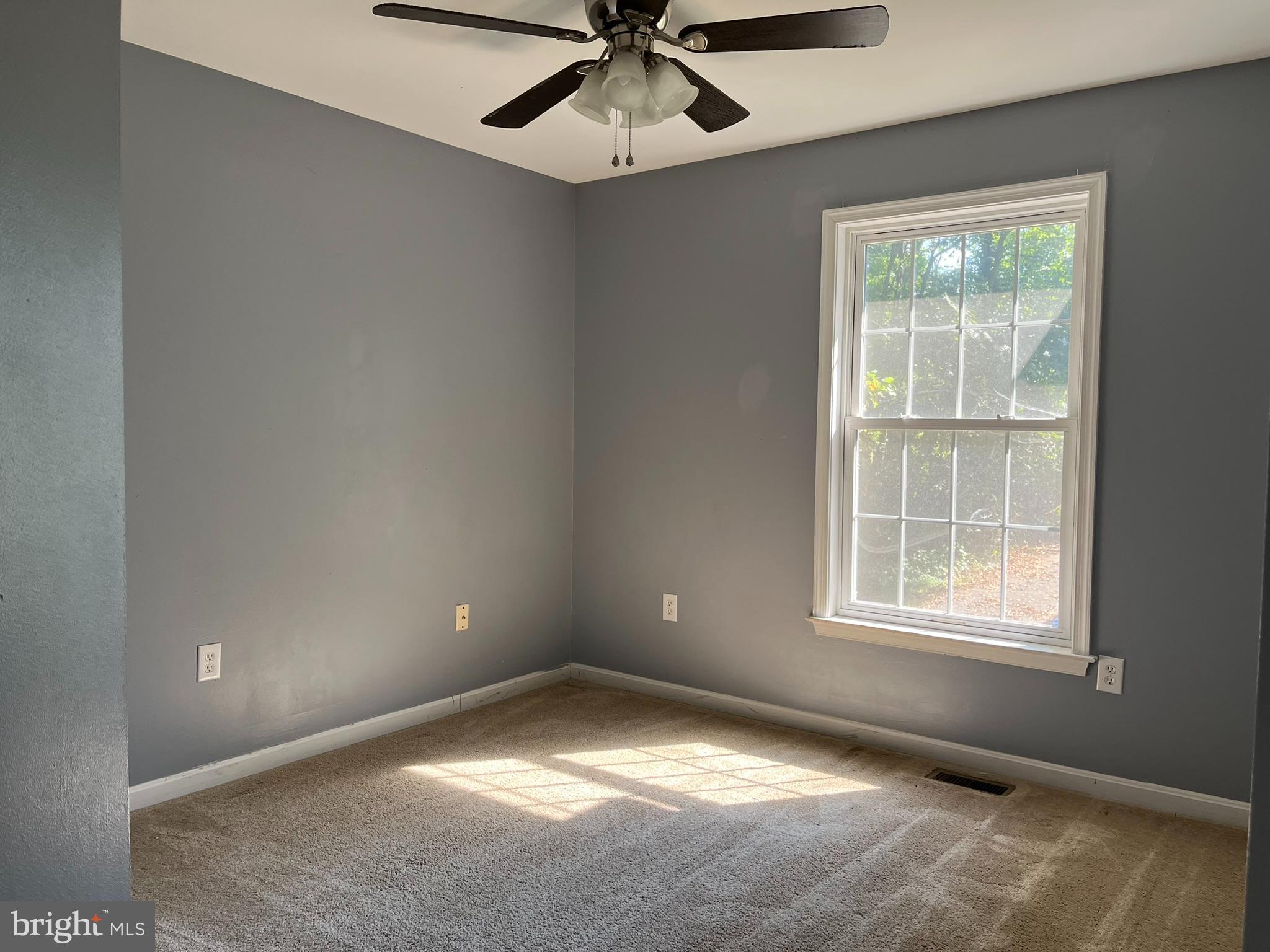 CHARLESTON TERRACE LA PLATA - Residential Lease