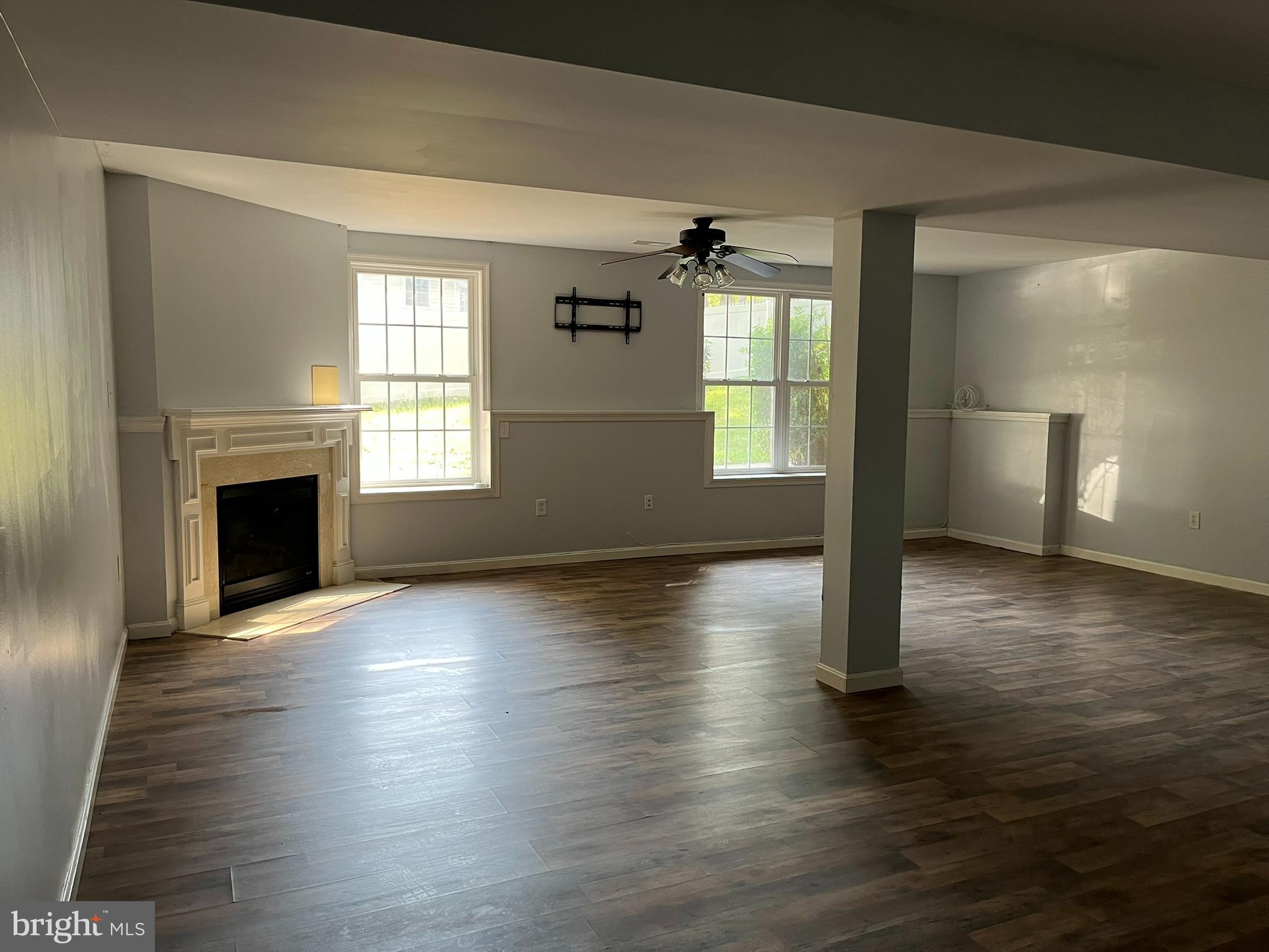 CHARLESTON TERRACE LA PLATA - Residential Lease