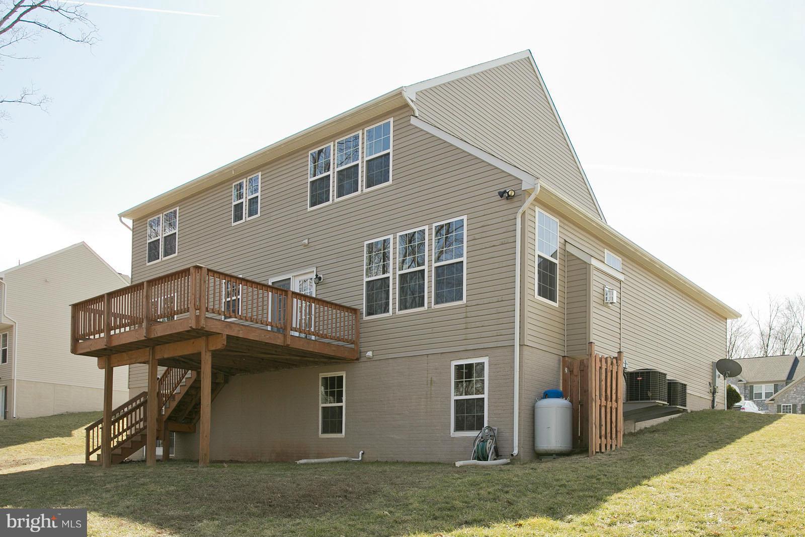 BROOKFIELD - Residential