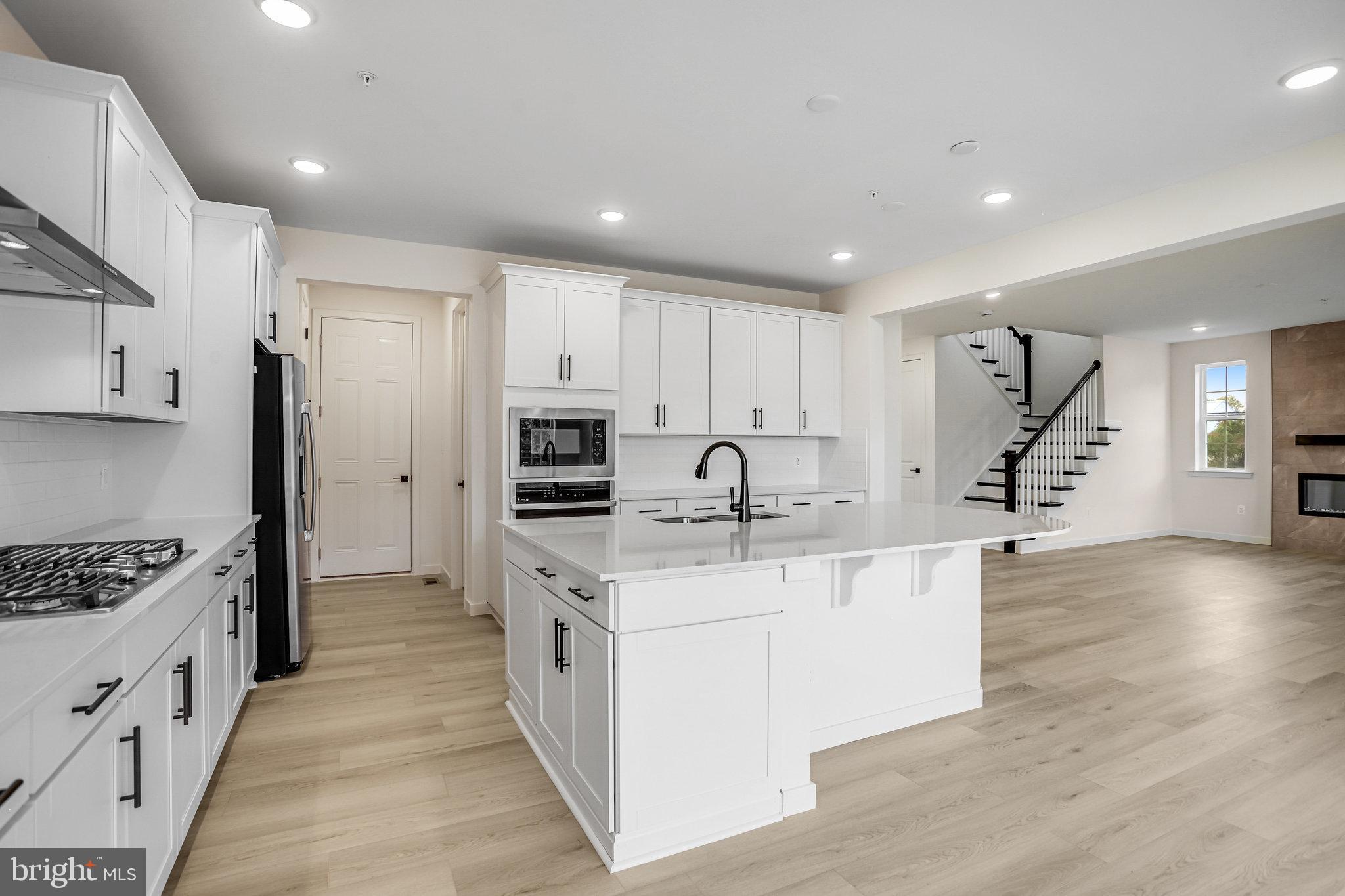 WORTHINGTON GROVE - Residential