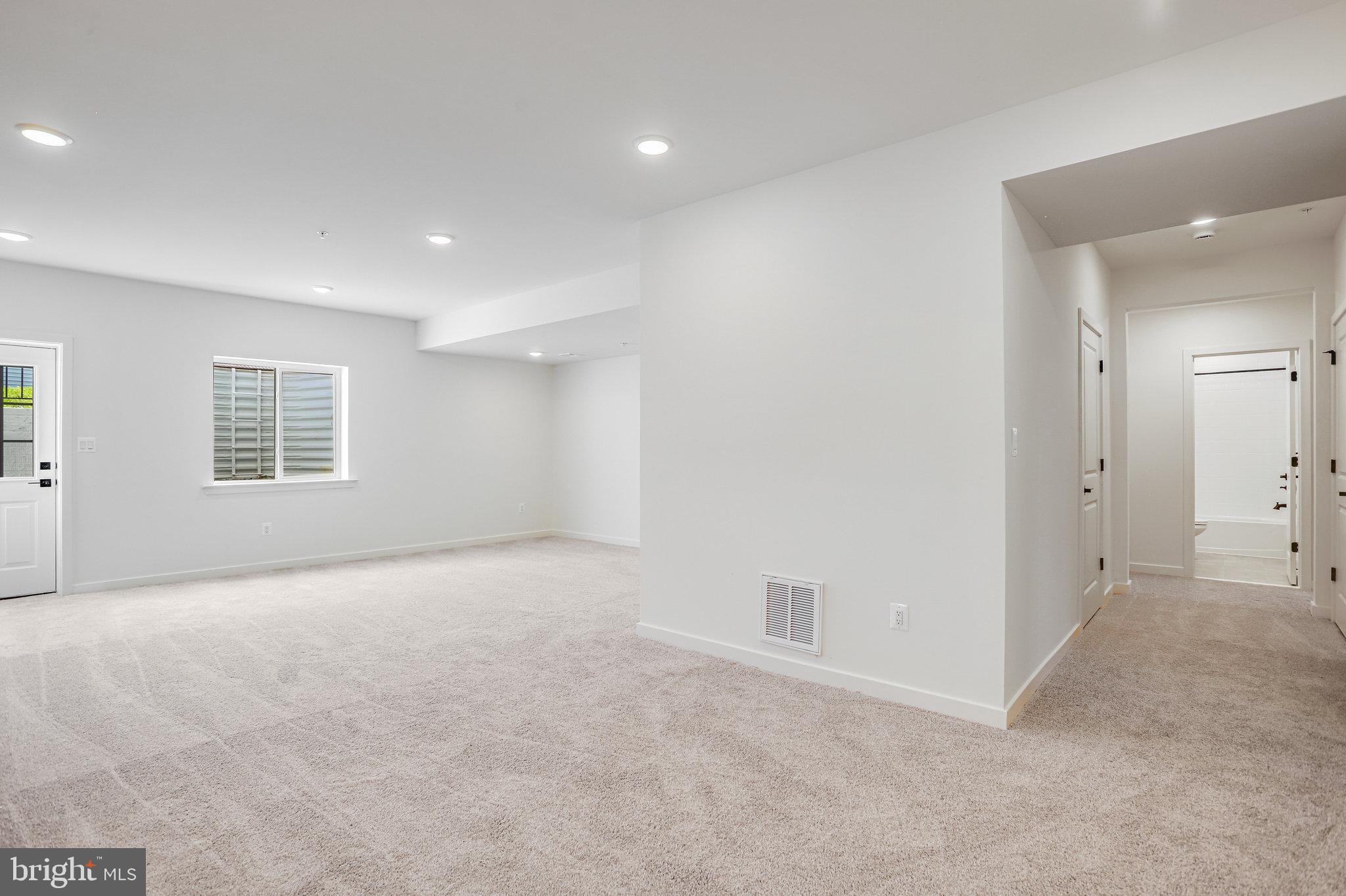 WORTHINGTON GROVE - Residential