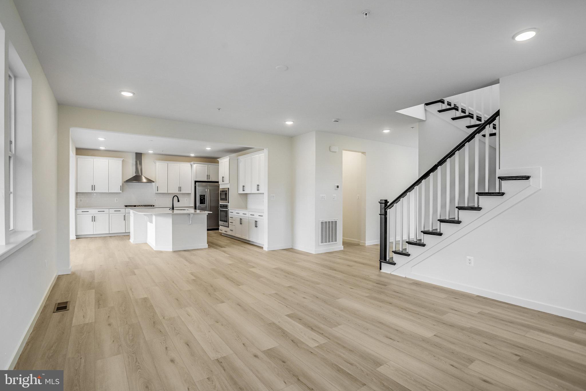 WORTHINGTON GROVE - Residential