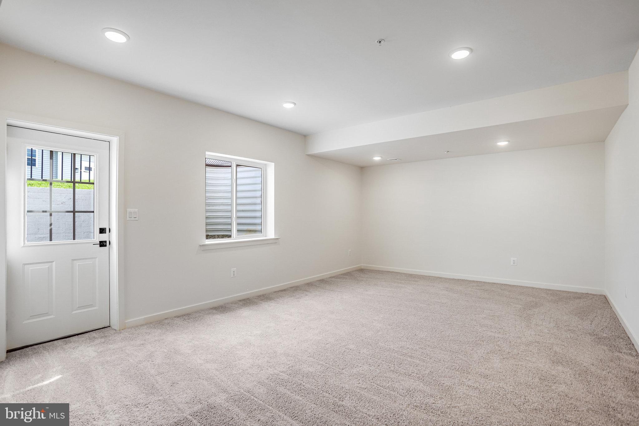 WORTHINGTON GROVE - Residential