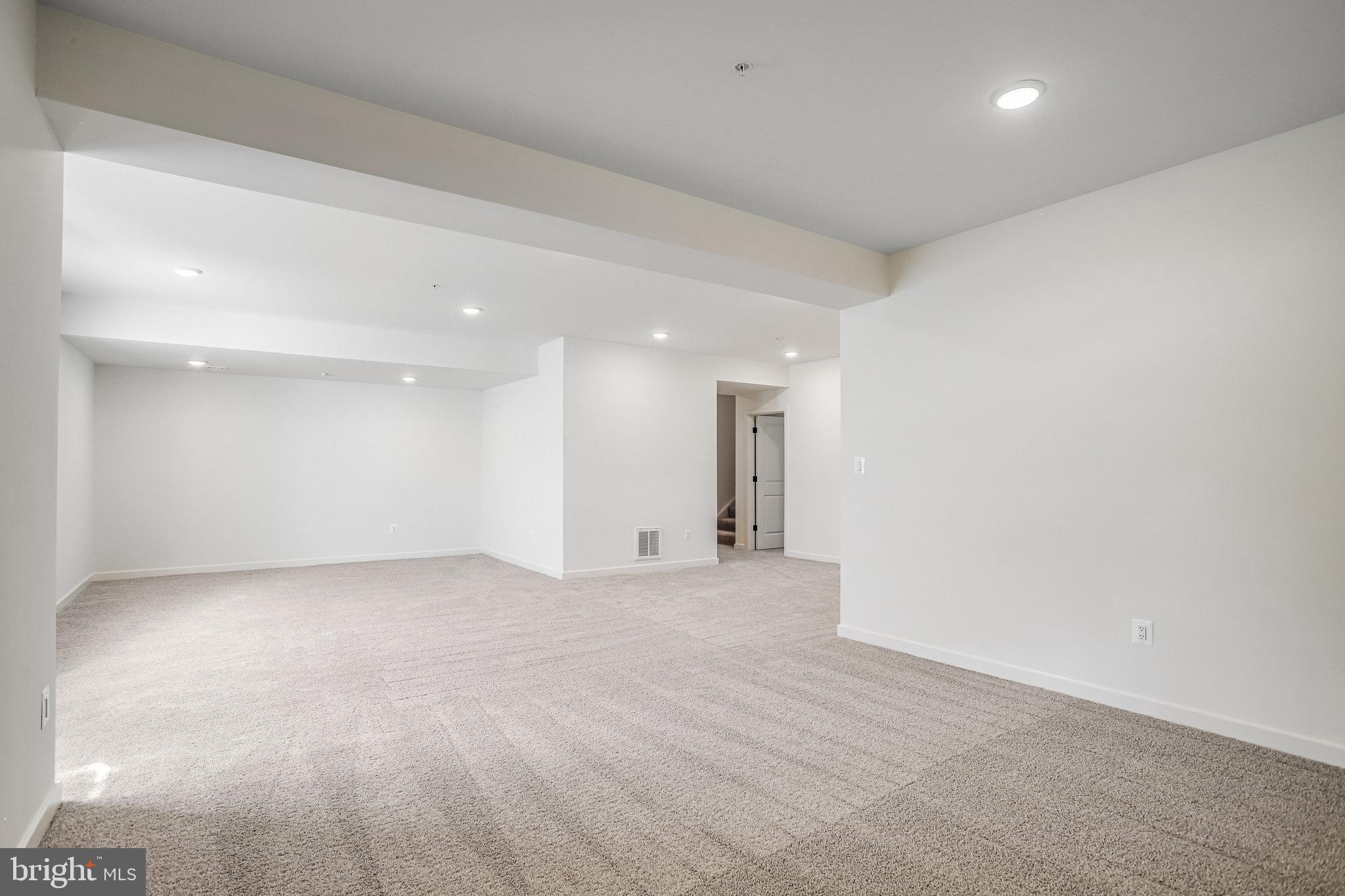 WORTHINGTON GROVE - Residential