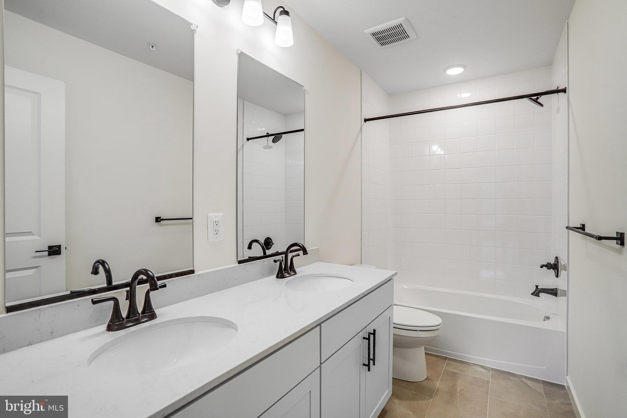 WORTHINGTON GROVE - Residential