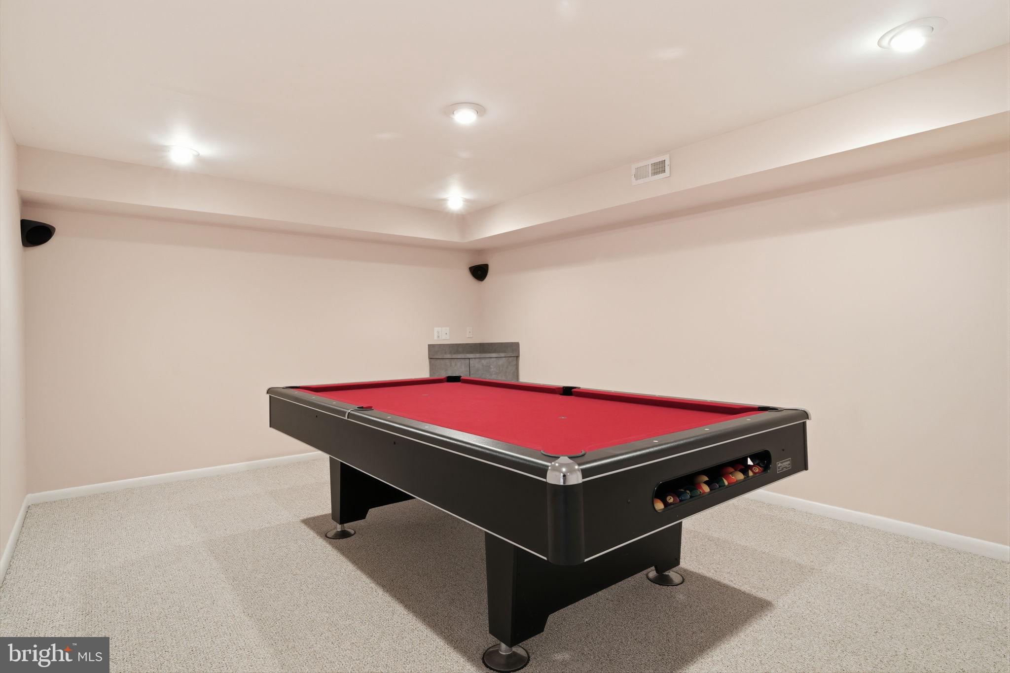 MALLARD CREEK - Residential