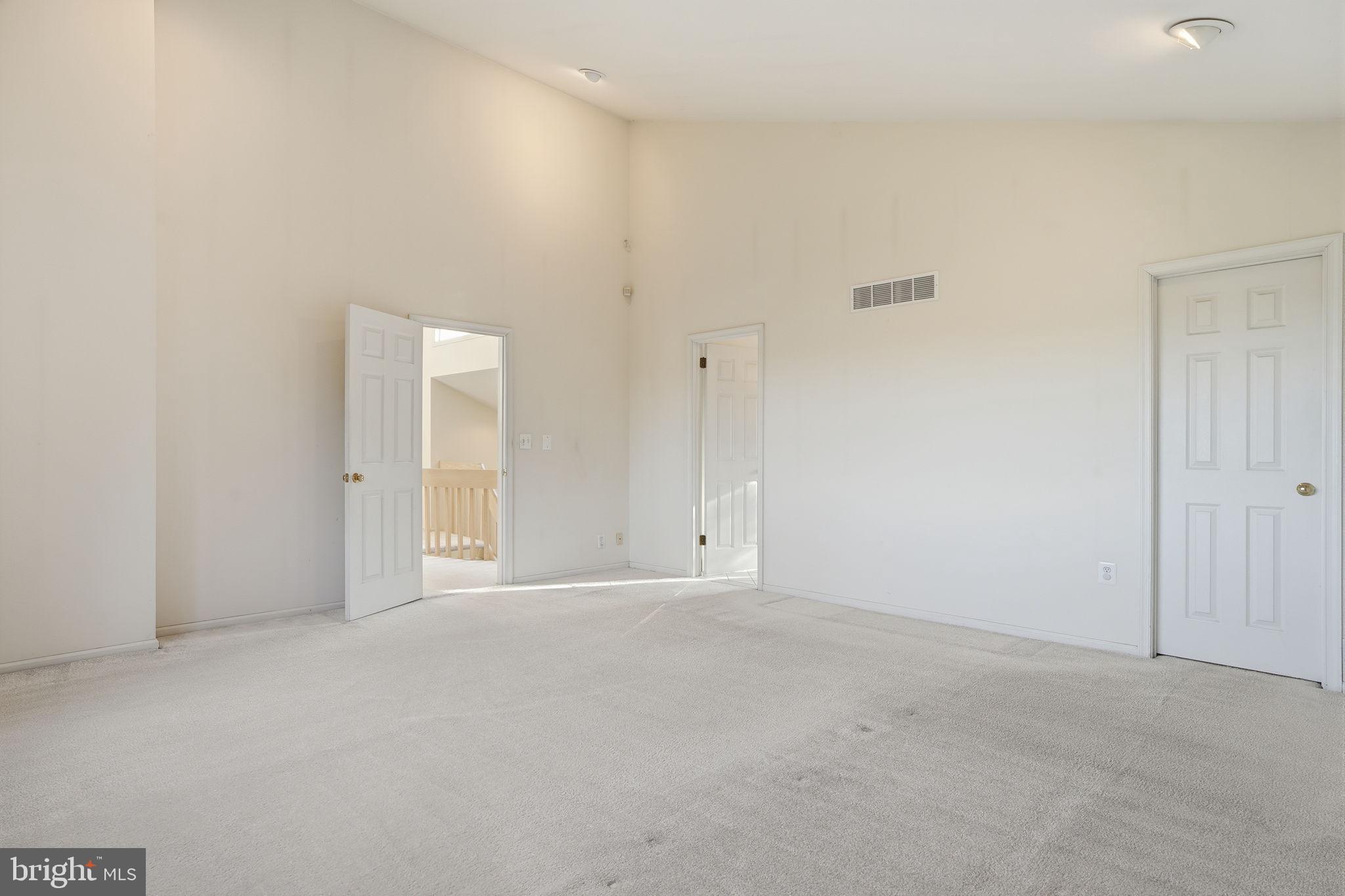 MALLARD CREEK - Residential