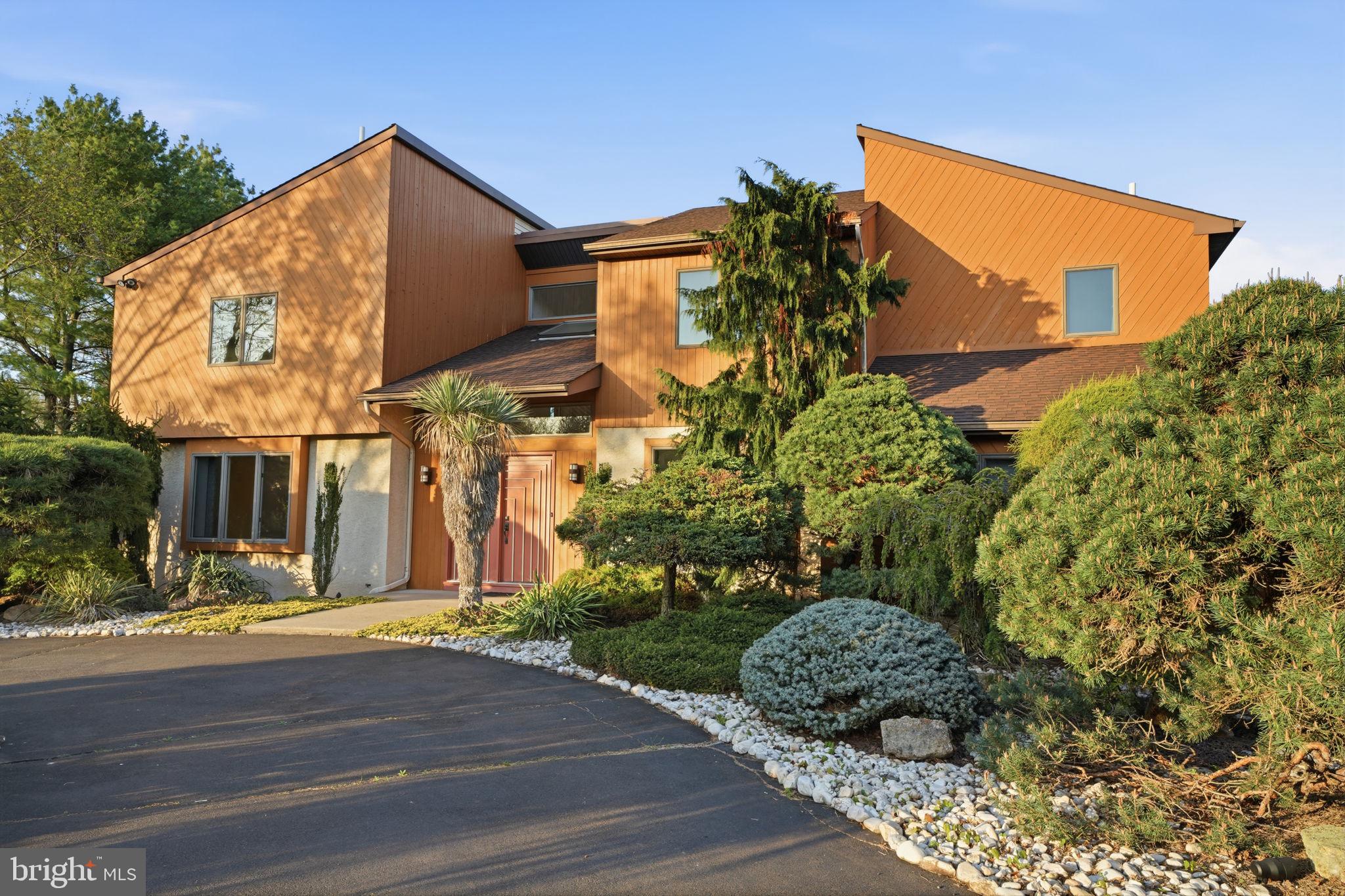 MALLARD CREEK - Residential