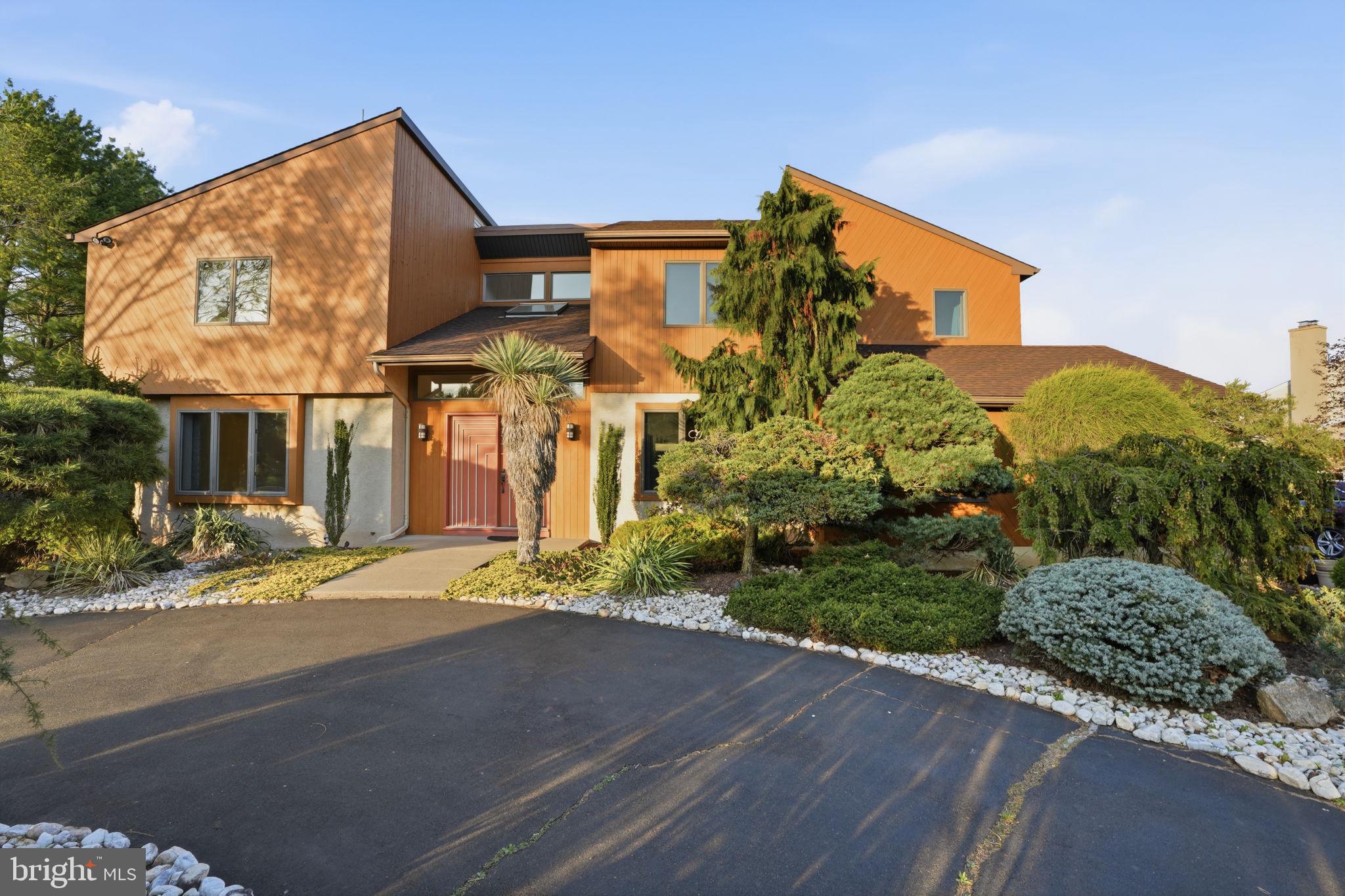 MALLARD CREEK - Residential