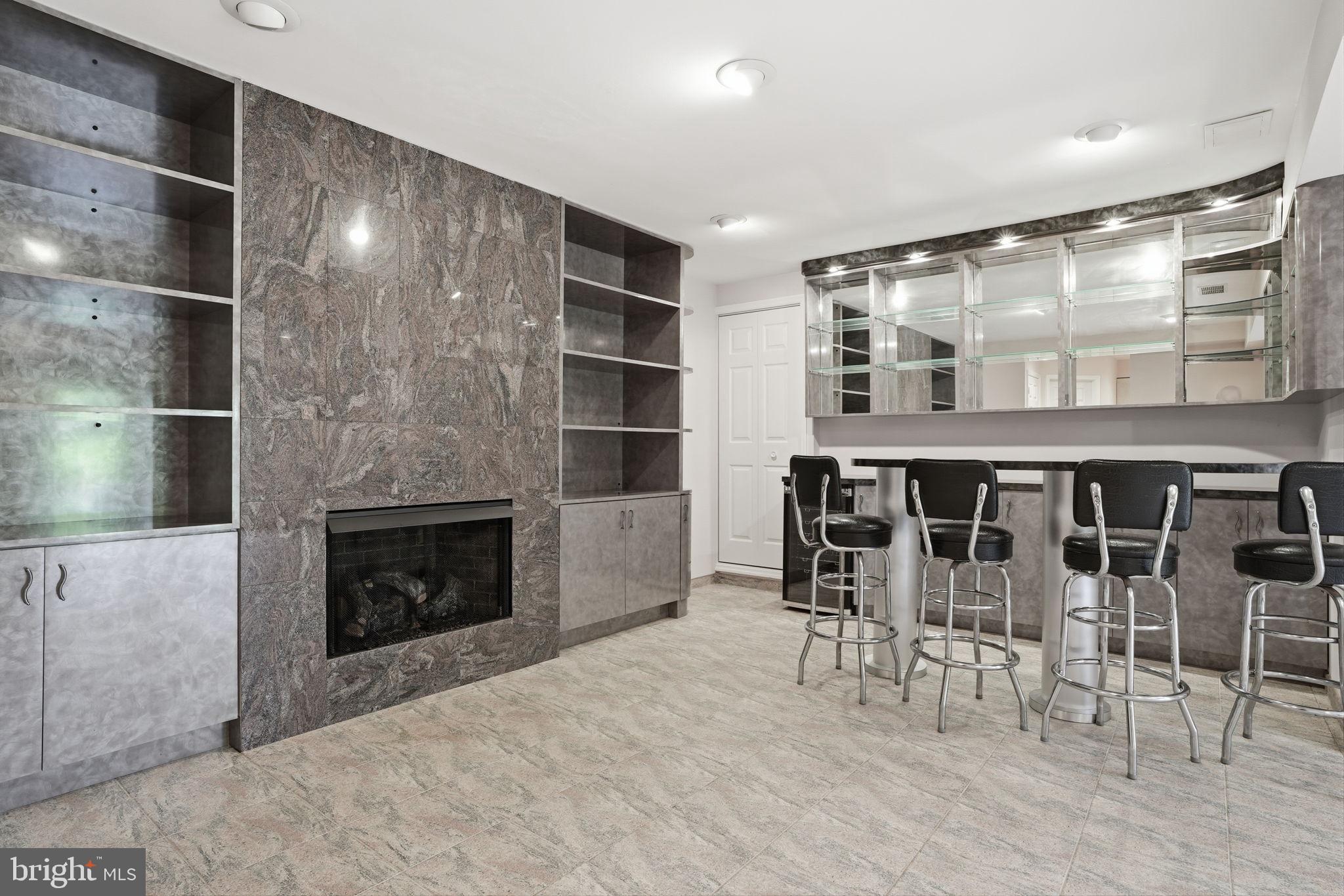 MALLARD CREEK - Residential