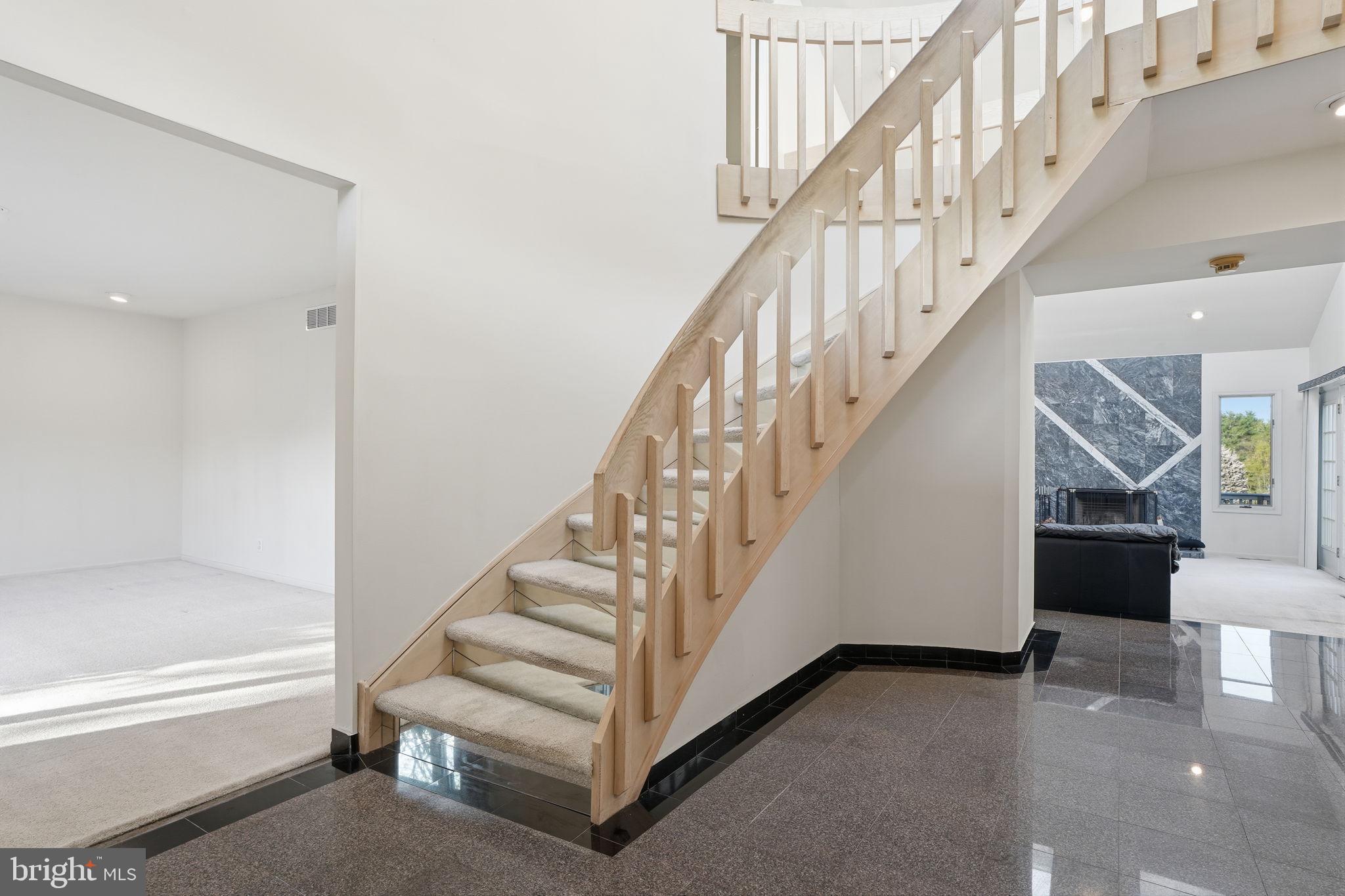 MALLARD CREEK - Residential