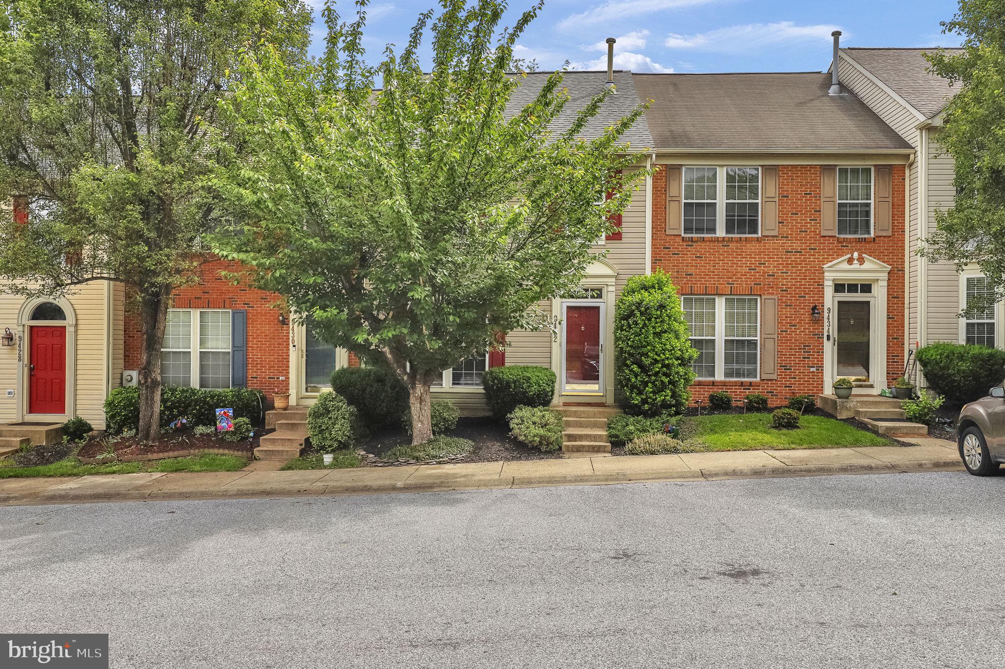 9432 BERKLEY LANE