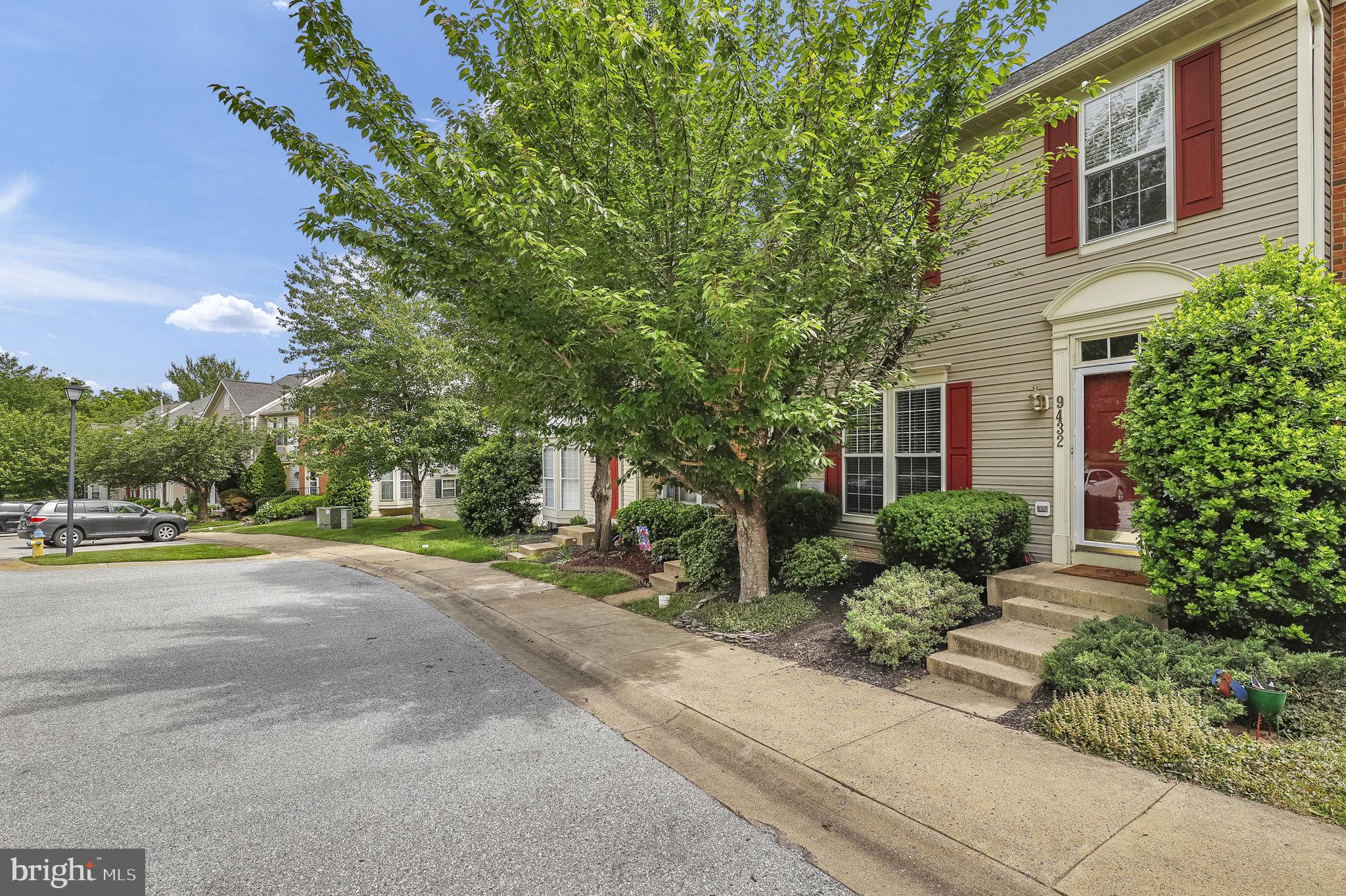9432 BERKLEY LANE