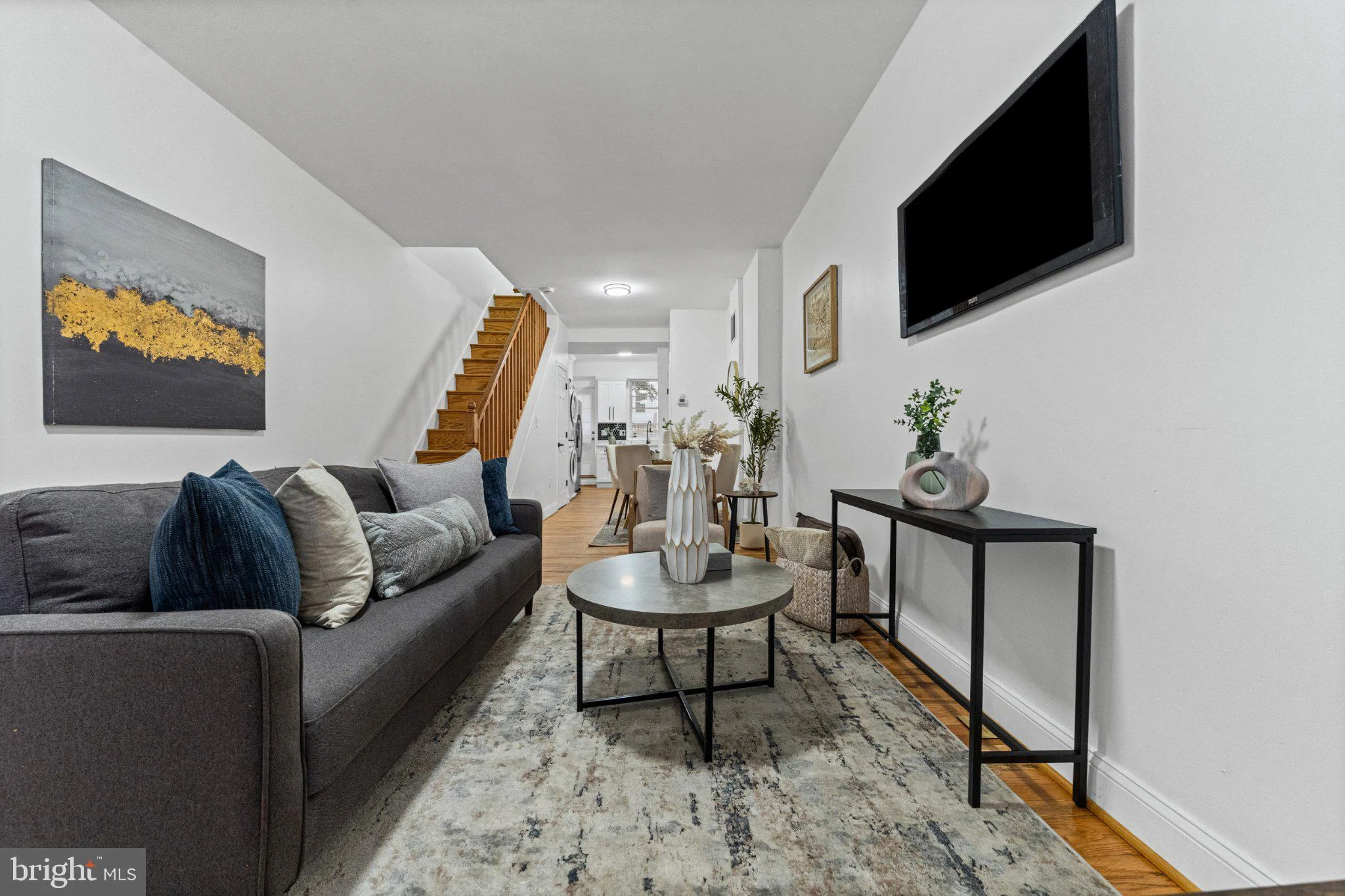 914 N Milton Avenue, Baltimore, MD 21205