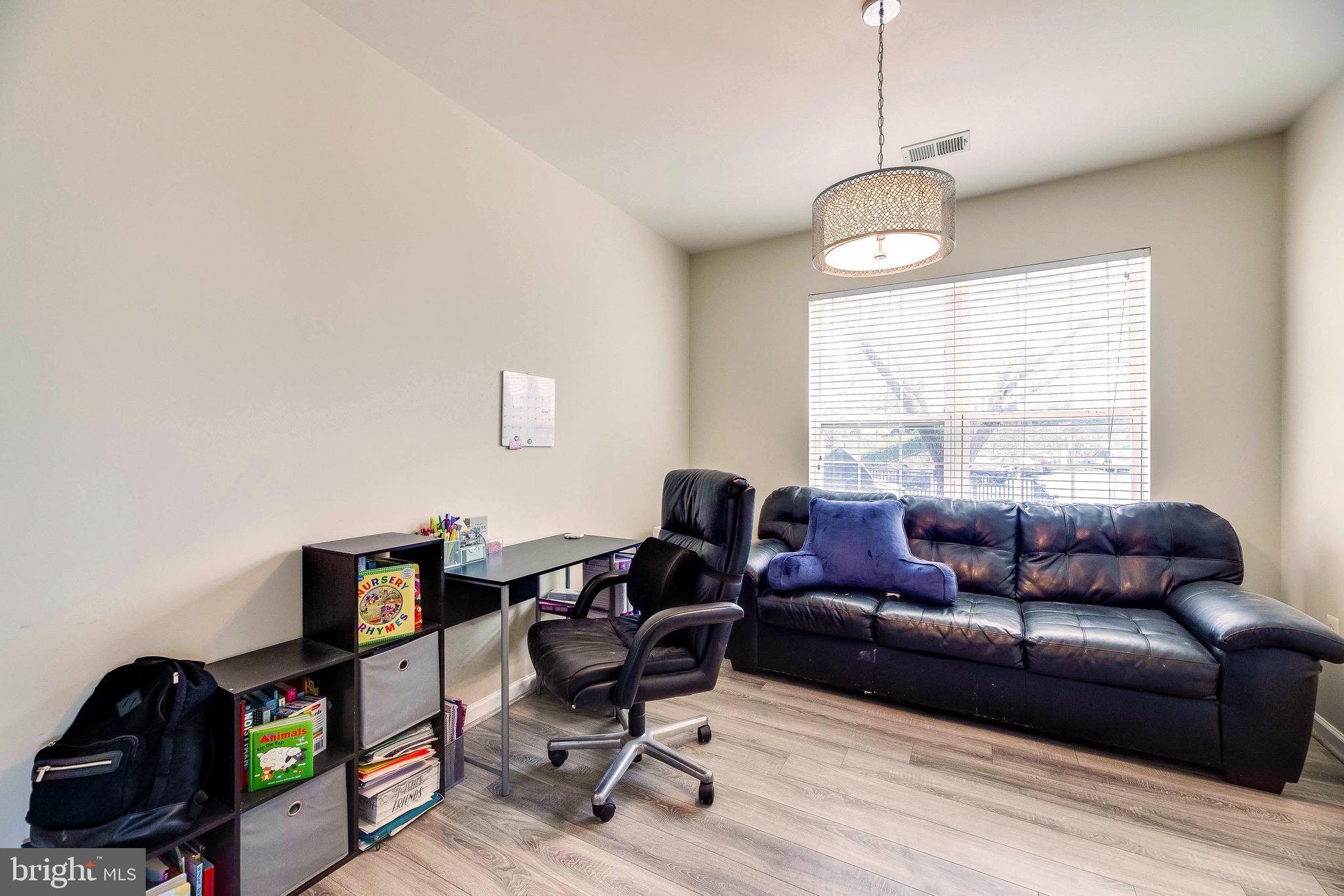 MANASSAS PARK STATION - Residential