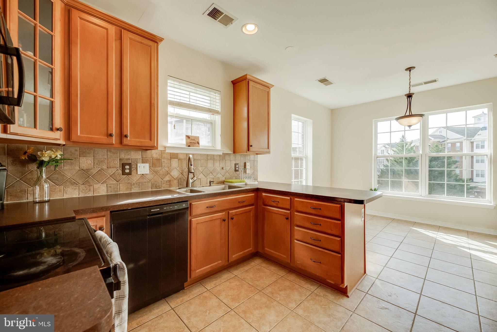 MANASSAS PARK STATION - Residential