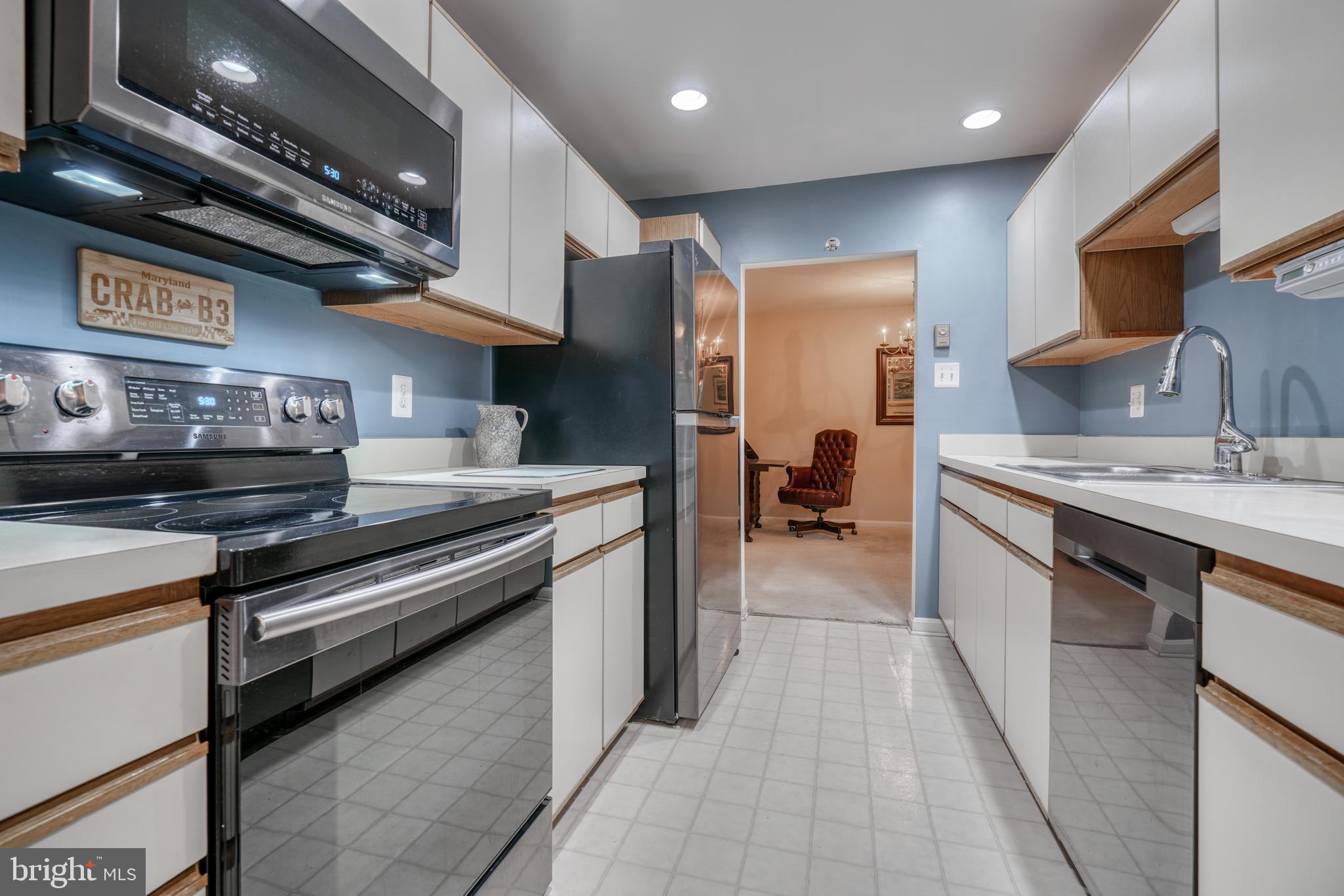 LOVETON FARMS - Residential