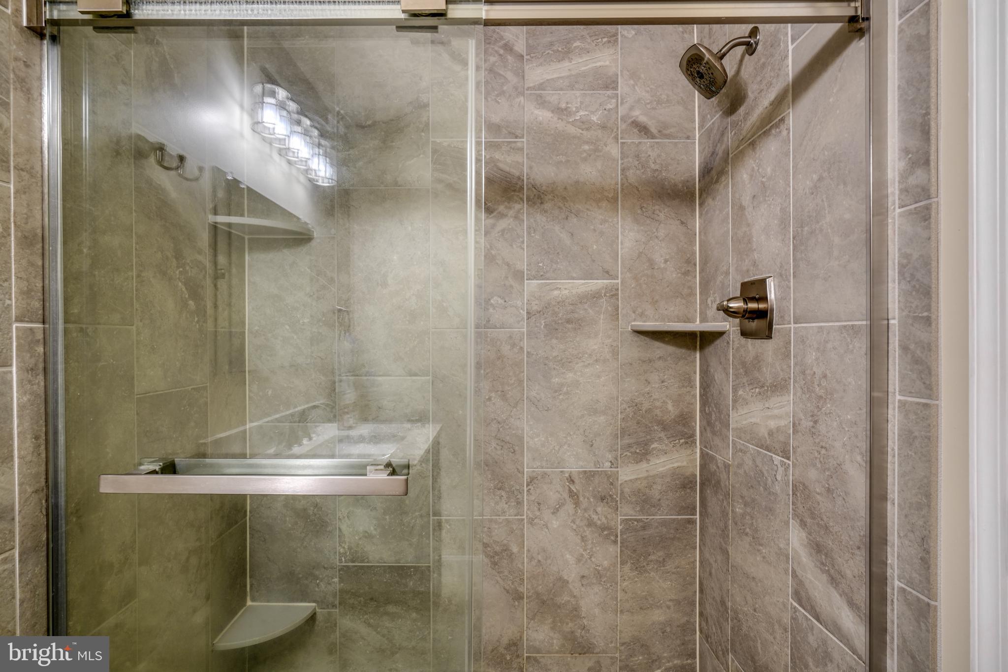 LOVETON FARMS - Residential