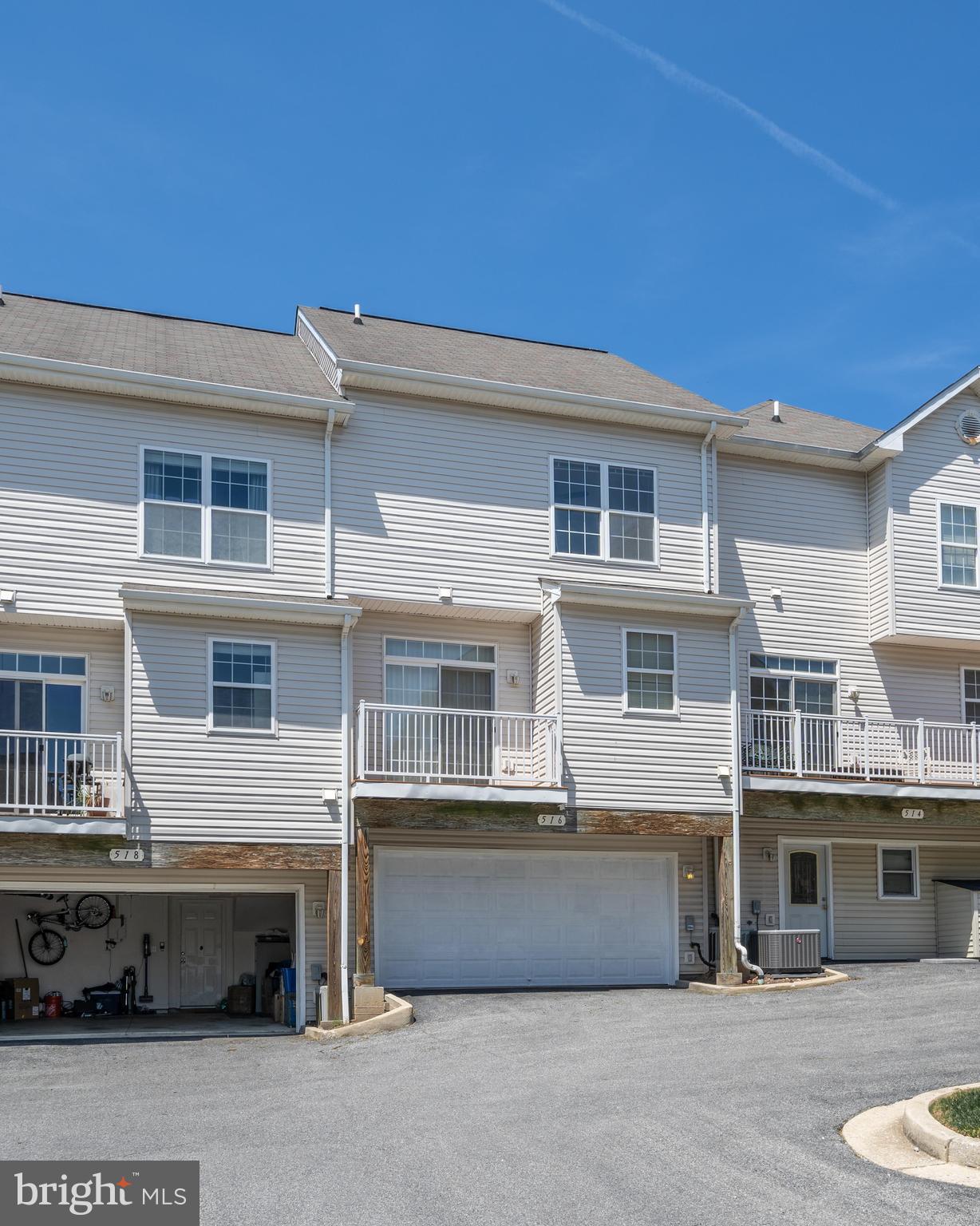 HIGH VIEW AT HUNT VALLEY - Residential Lease