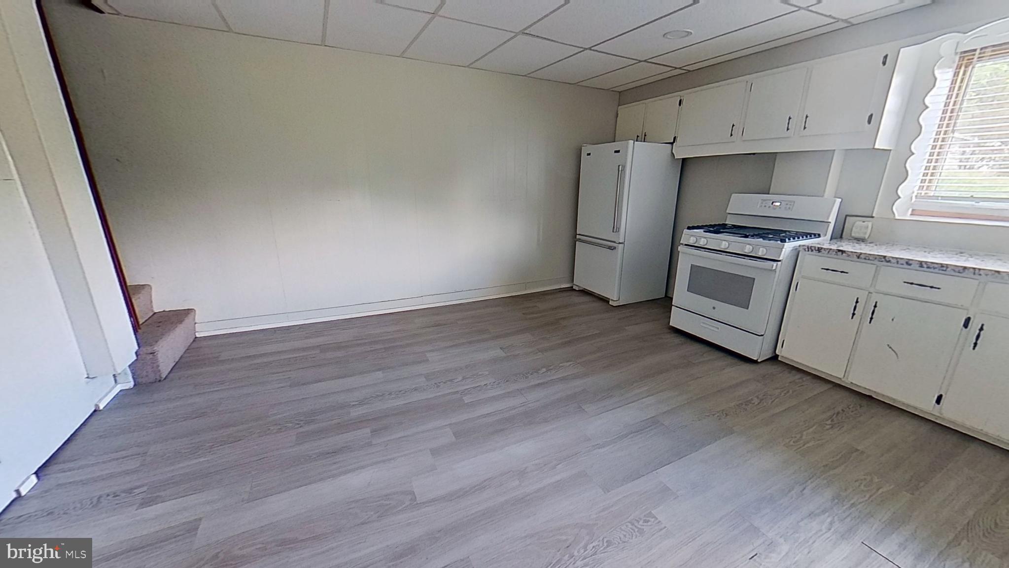 RAILROAD BORO - Residential Lease