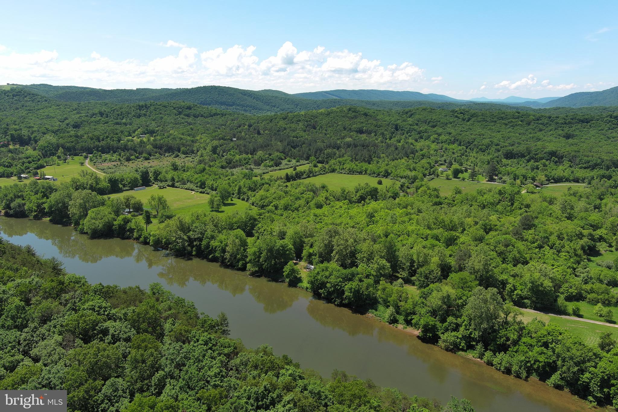 SOUTH POTOMAC VALLEY - Land