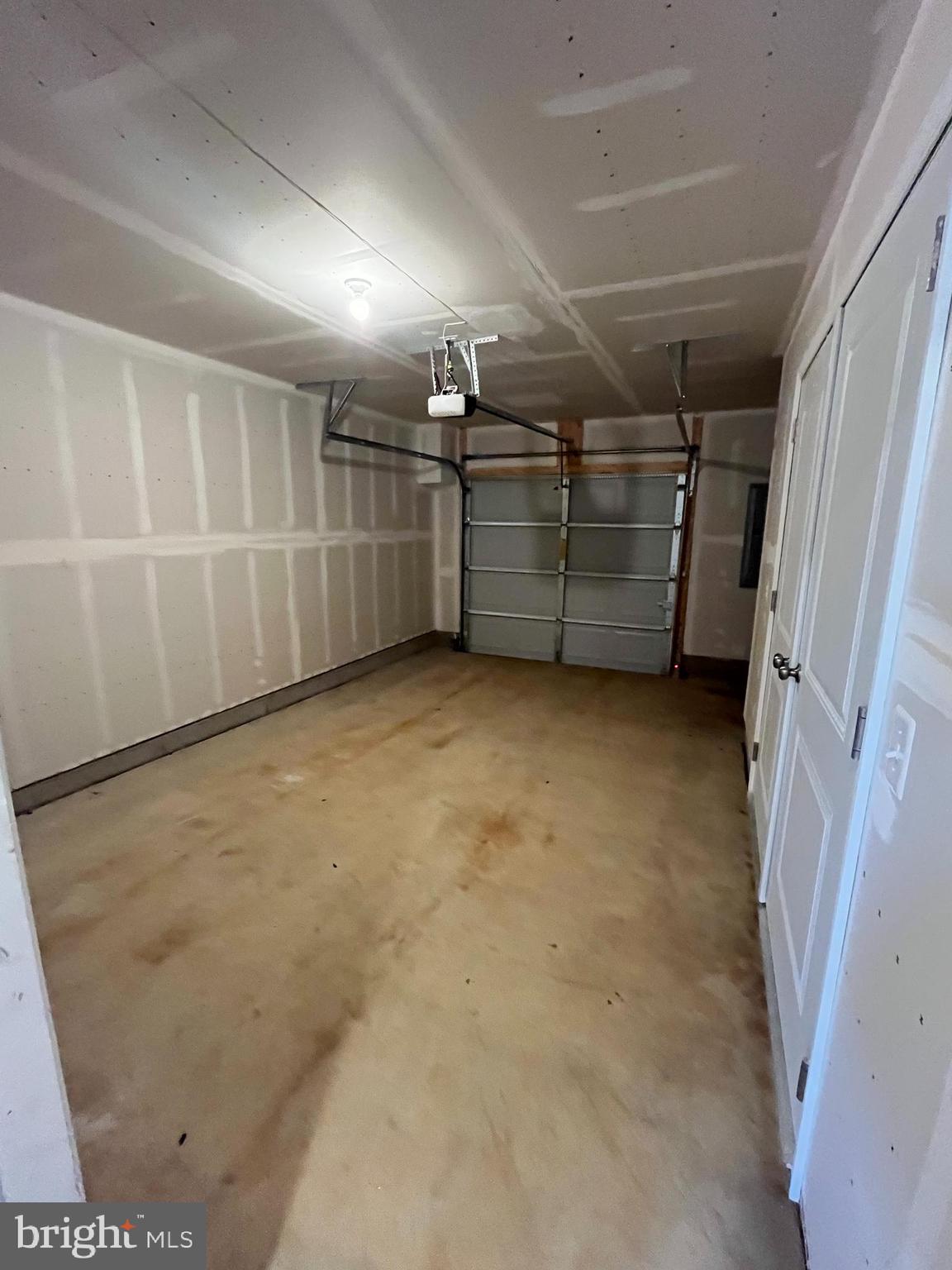 SHENANDOAH SPRINGS - Residential Lease