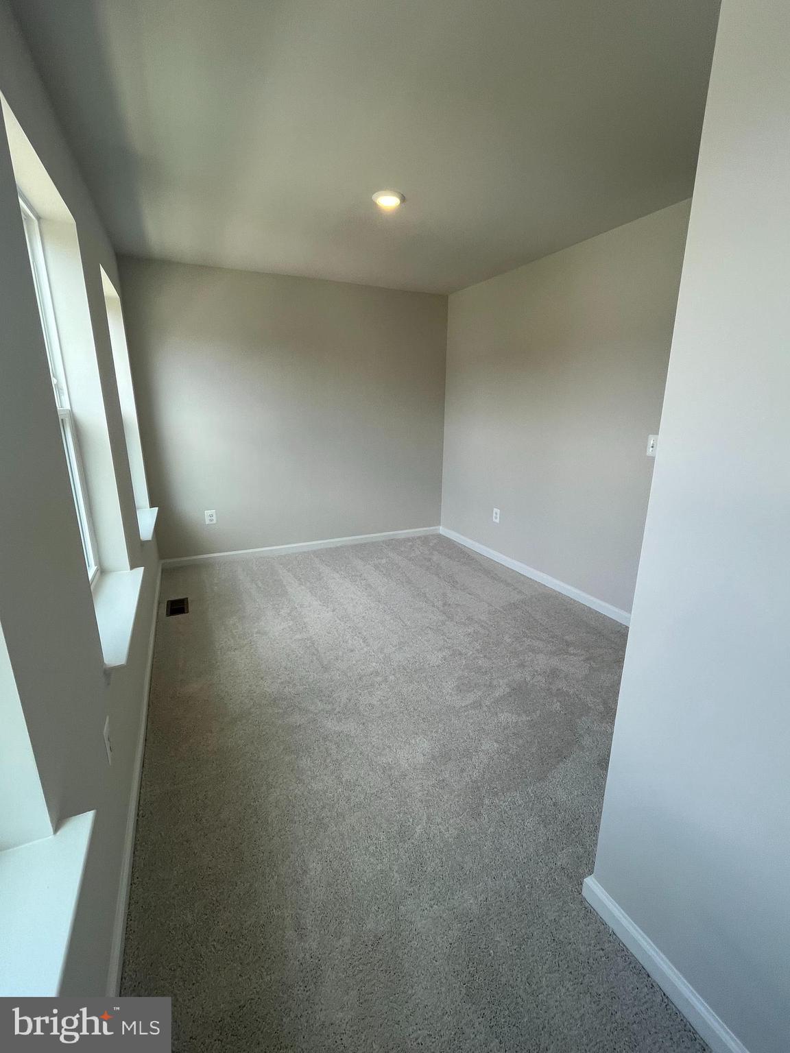 SHENANDOAH SPRINGS - Residential Lease