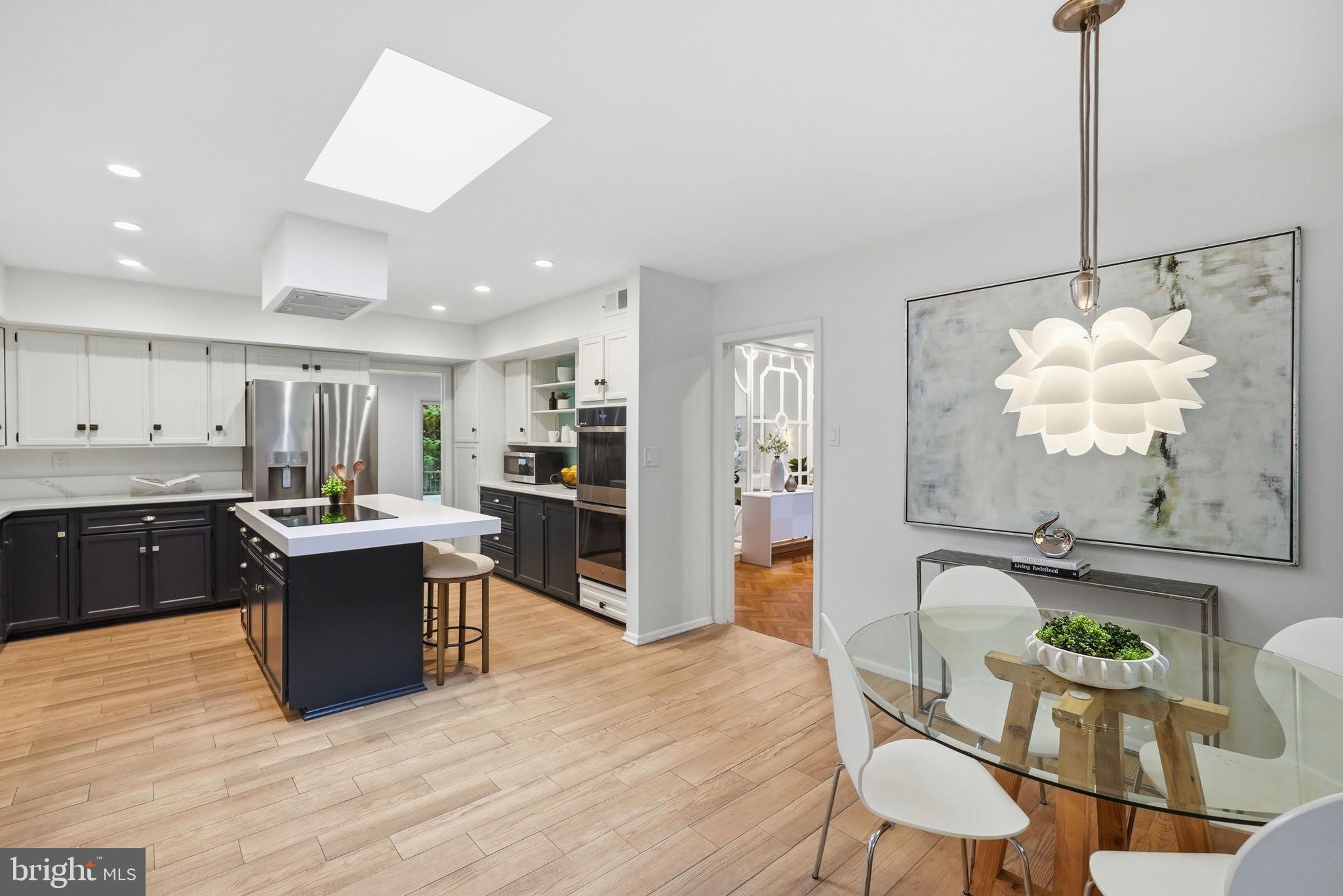 BANNOCKBURN ESTATES - Residential
