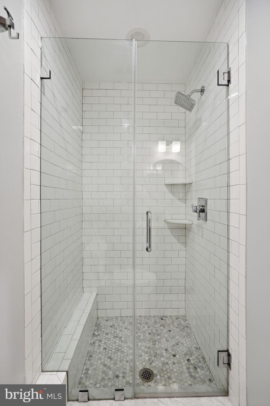 BANNOCKBURN ESTATES - Residential