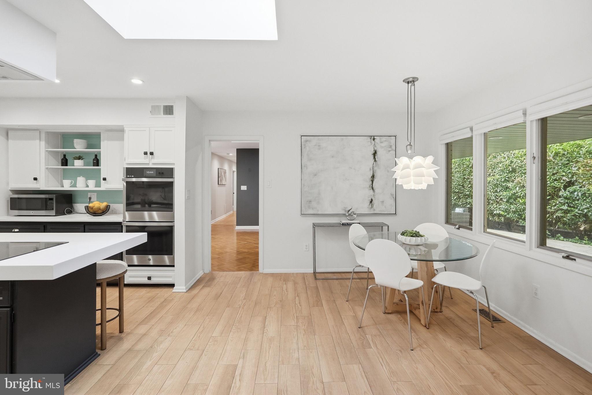 BANNOCKBURN ESTATES - Residential