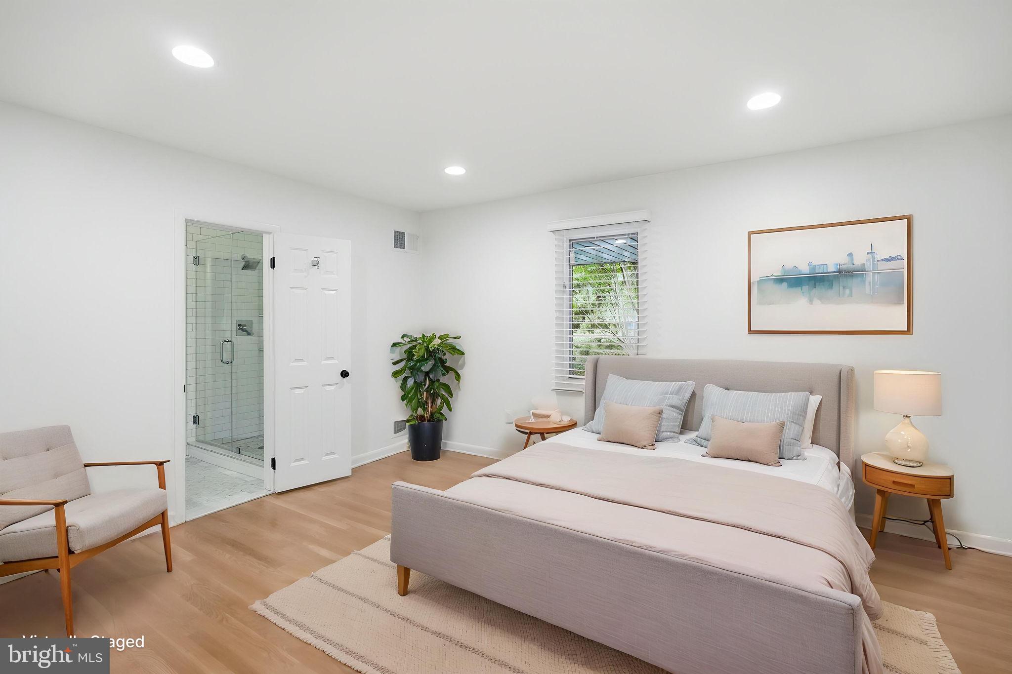 BANNOCKBURN ESTATES - Residential