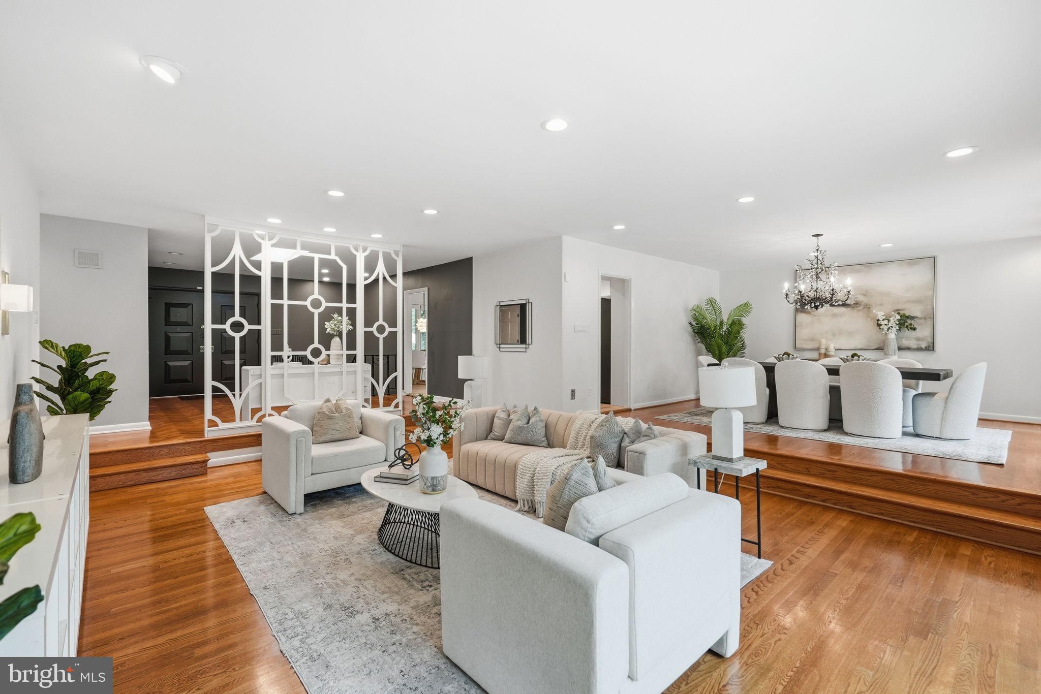 BANNOCKBURN ESTATES - Residential