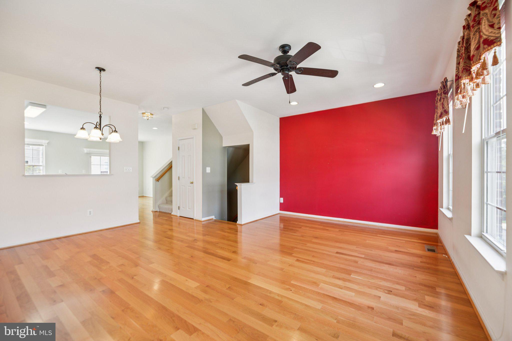 TRAILSIDE - Residential