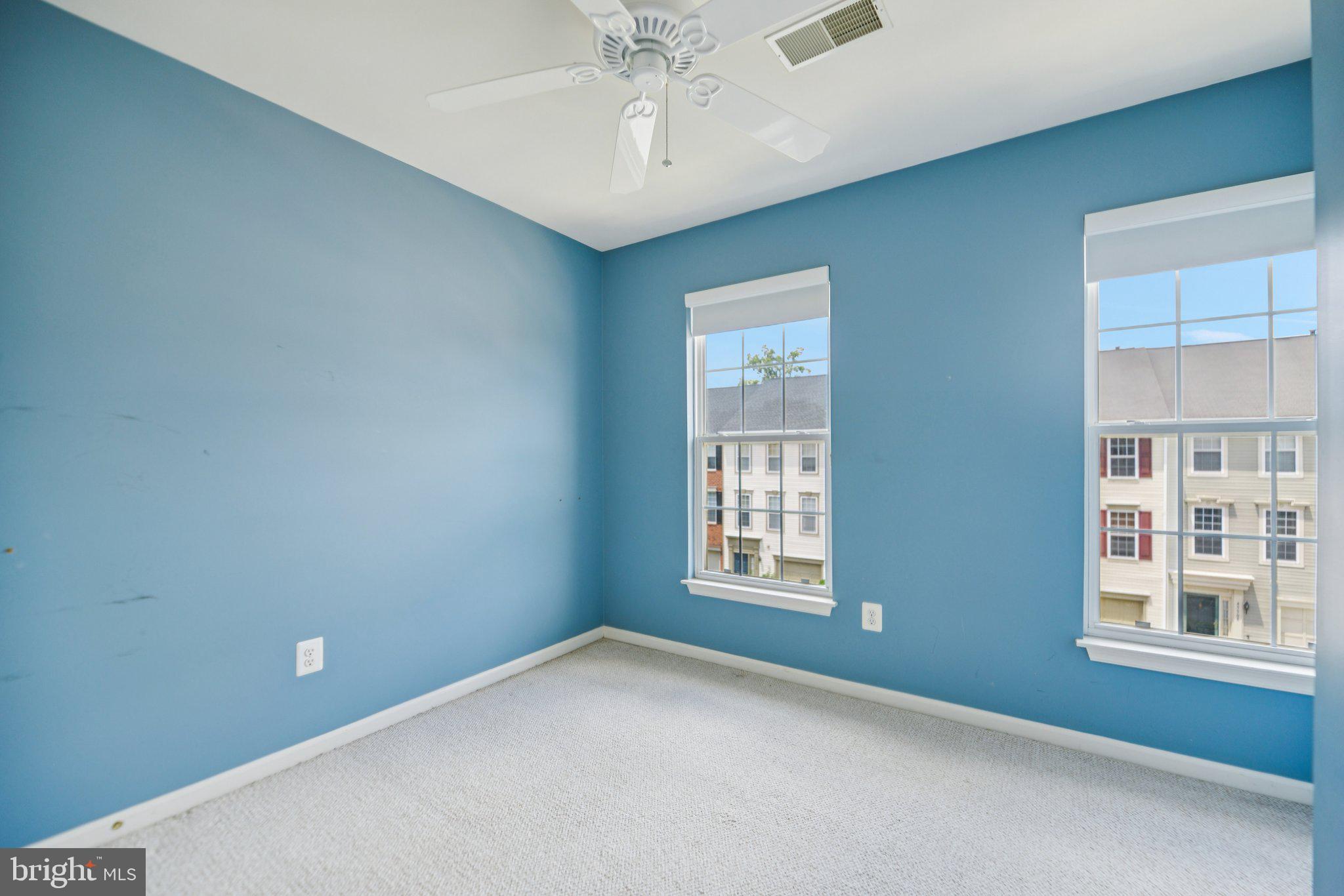 TRAILSIDE - Residential